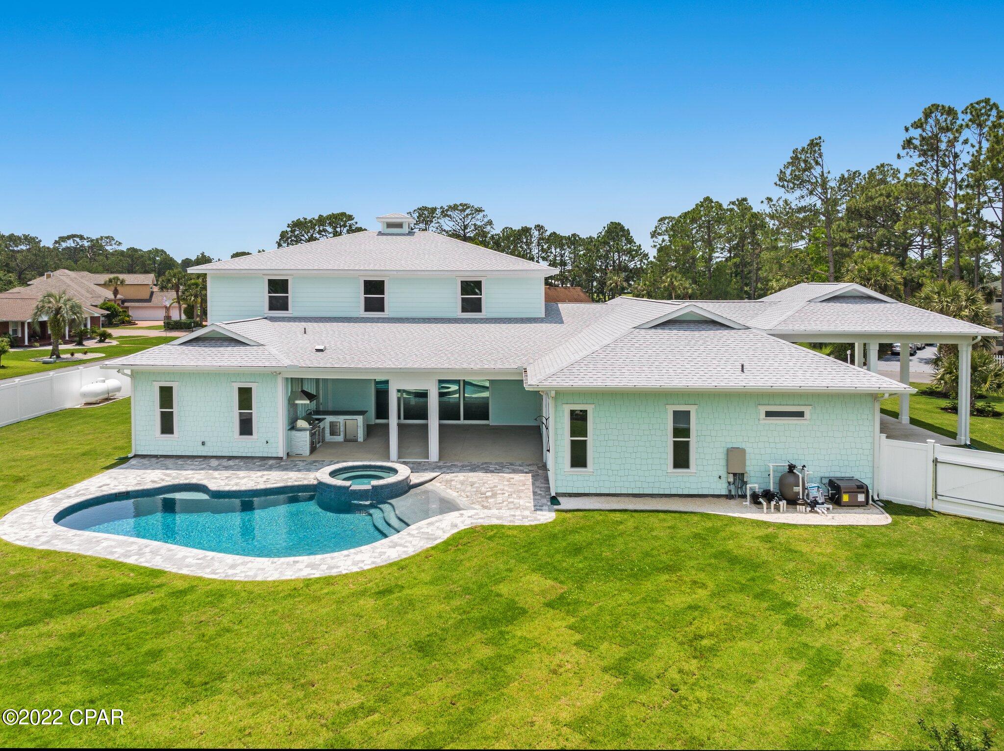 Colony Club - Residential