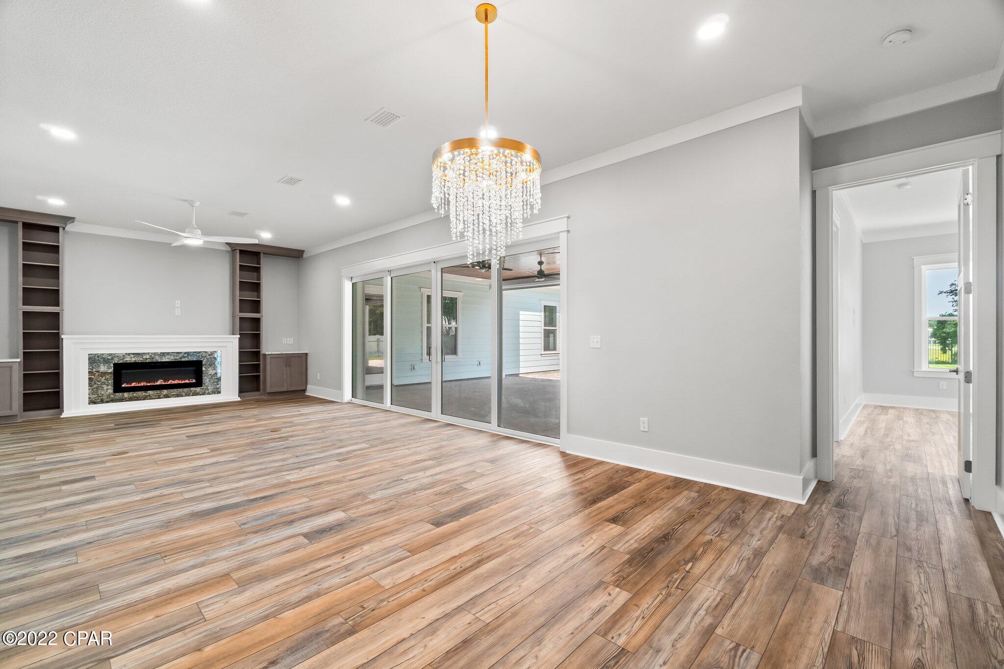 Colony Club - Residential