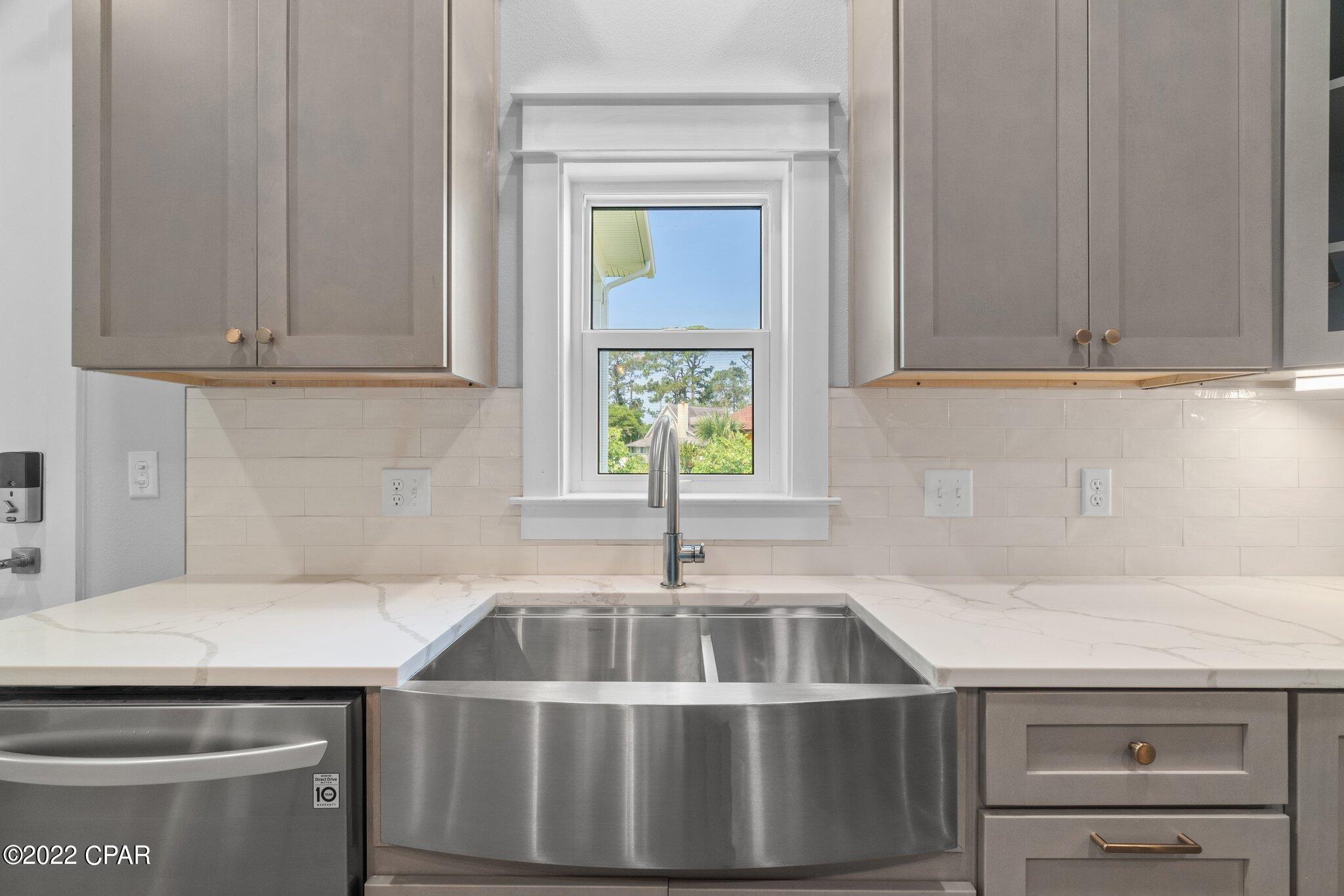 Colony Club - Residential