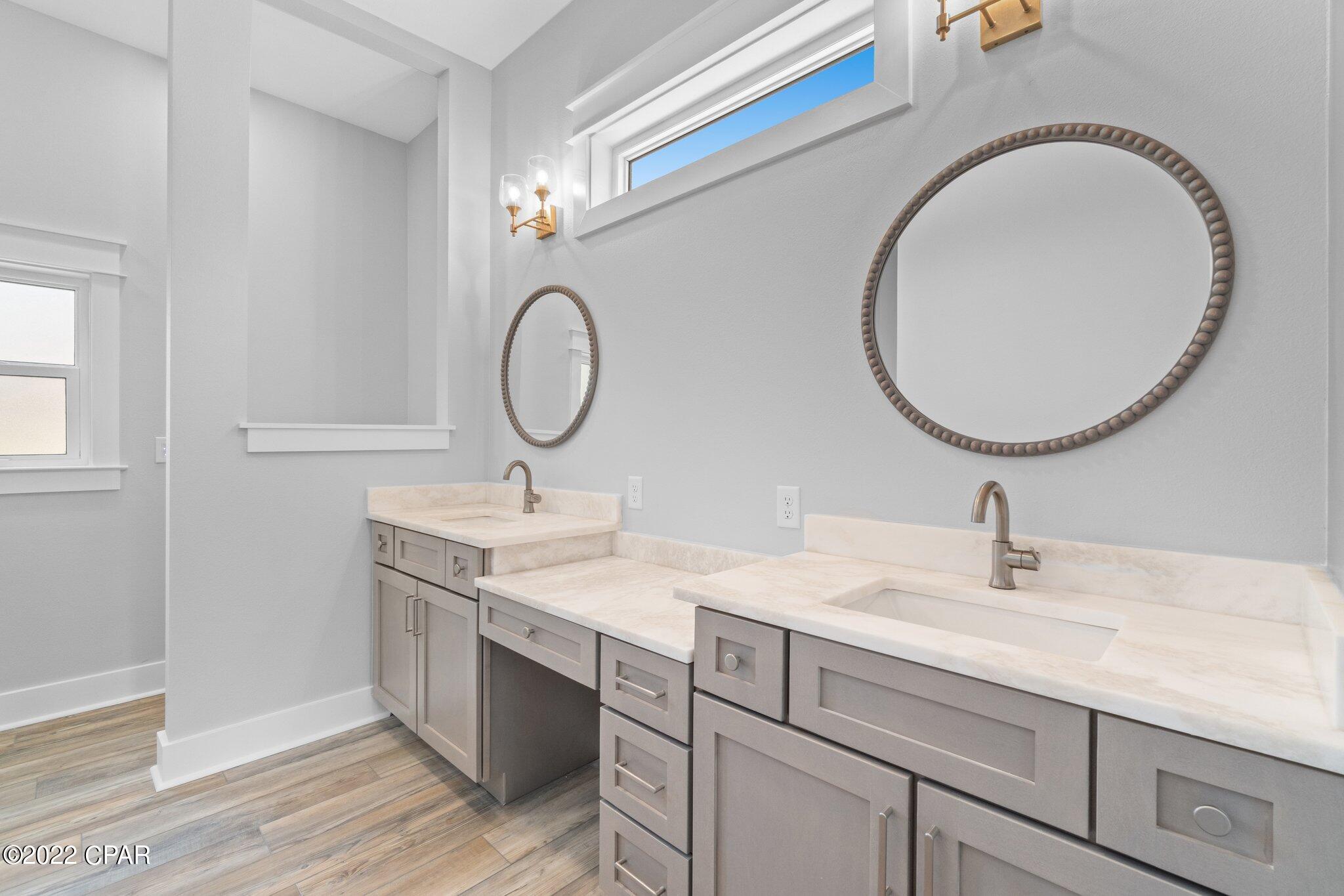 Colony Club - Residential