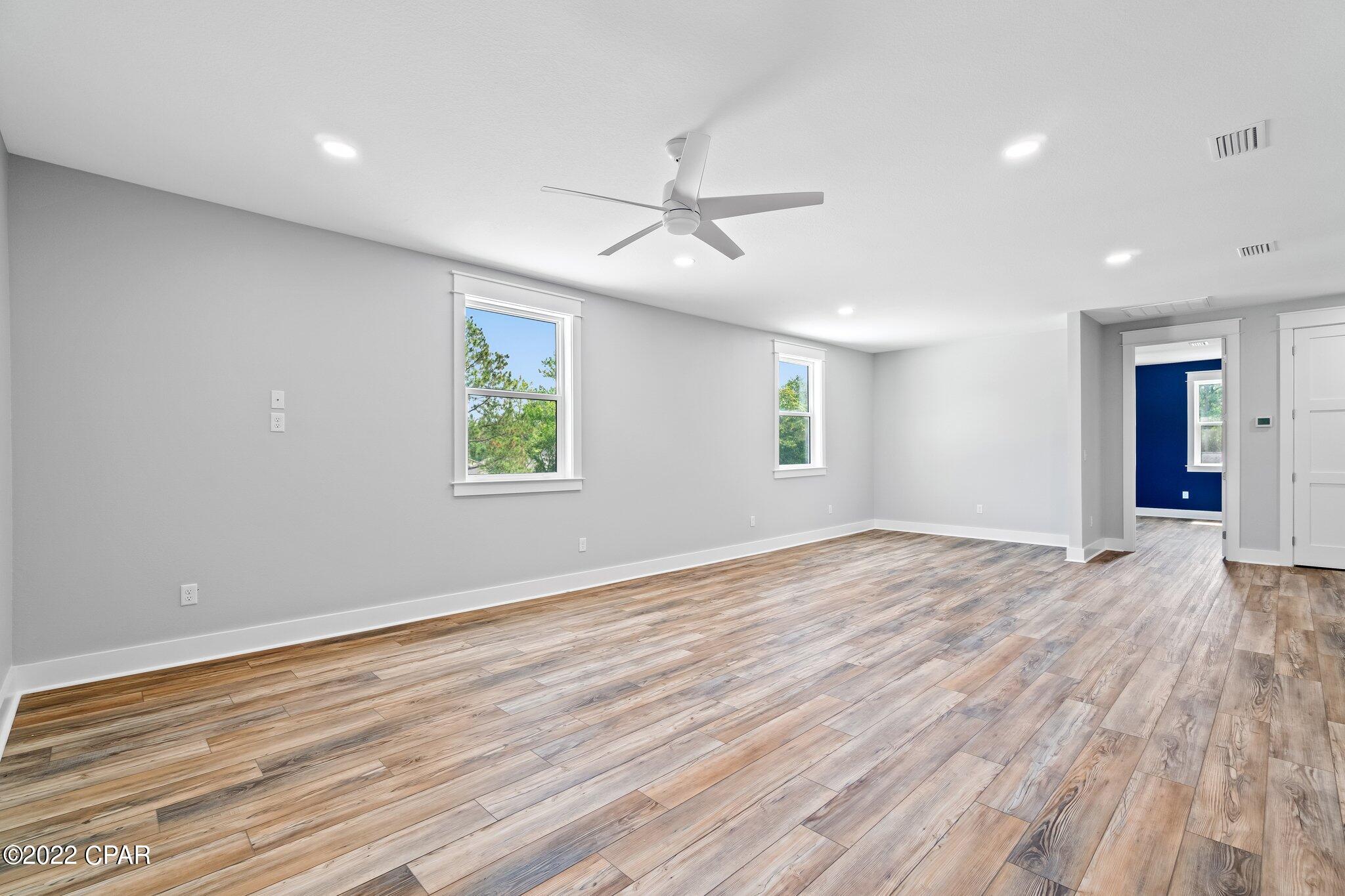 Colony Club - Residential