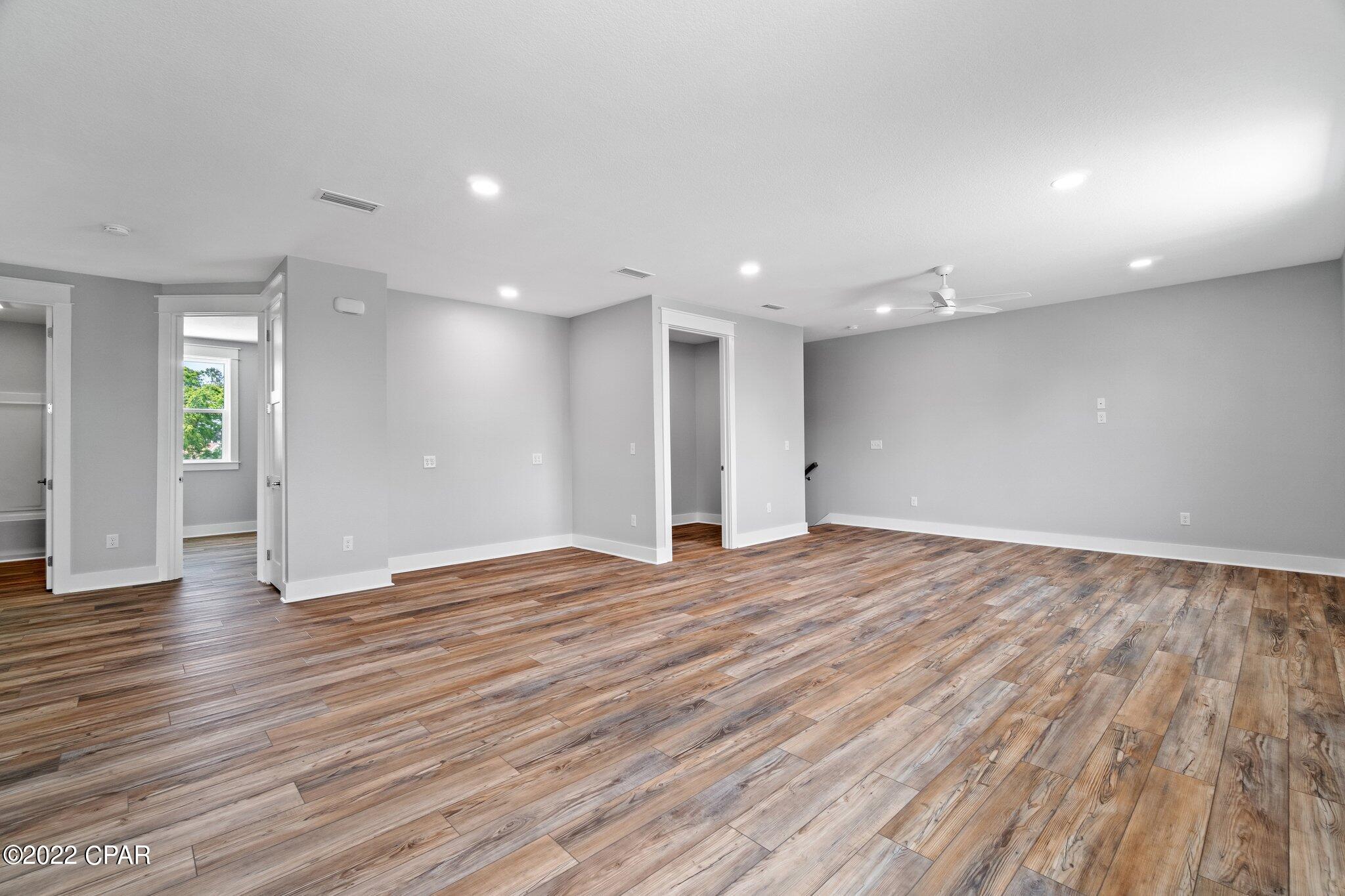 Colony Club - Residential