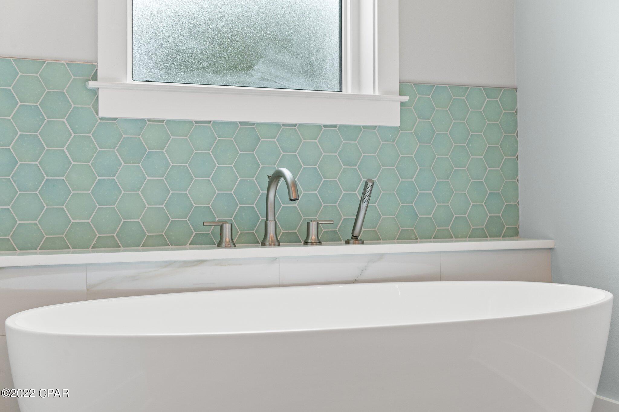 Colony Club - Residential