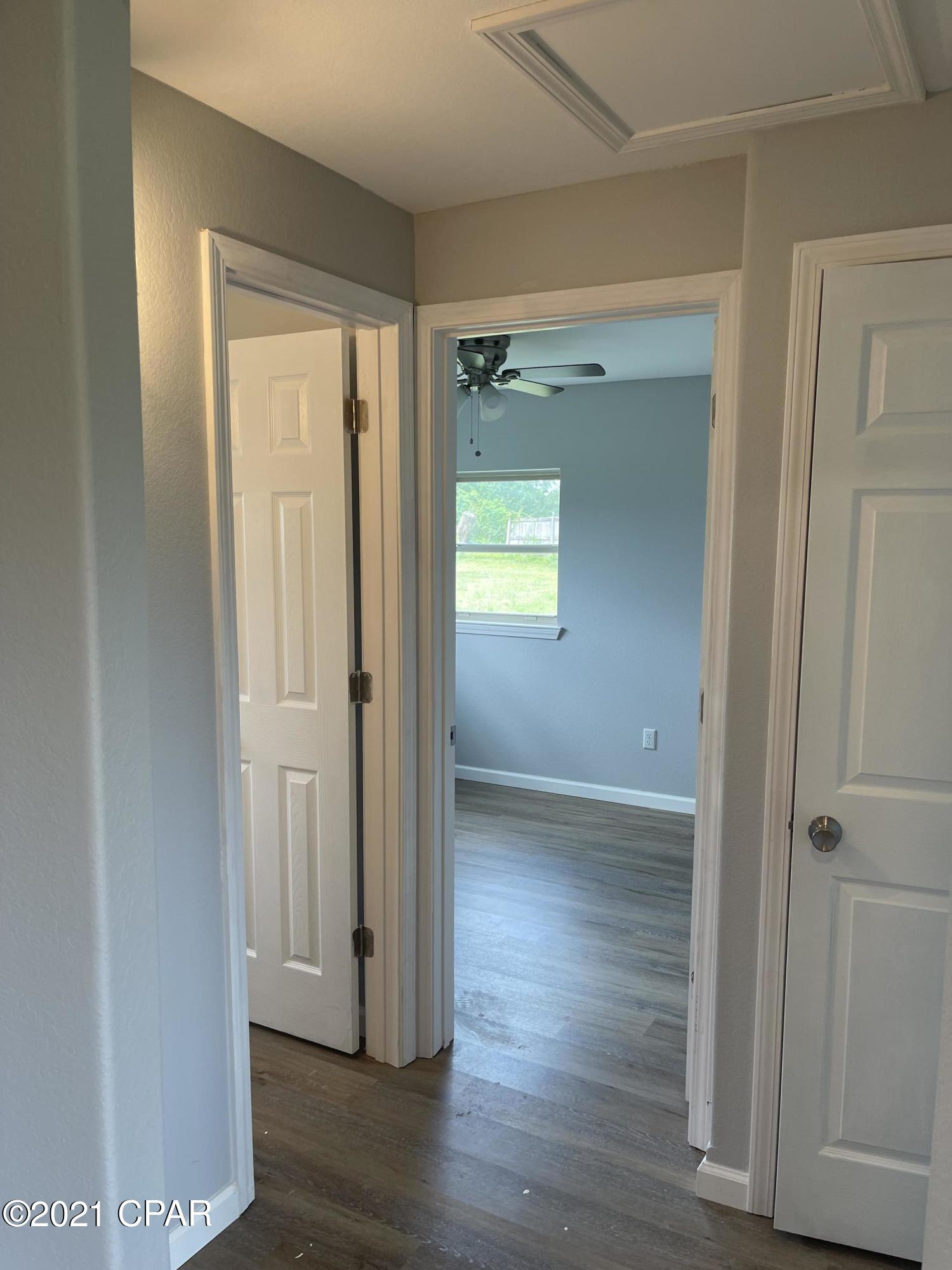 Parkway Manor Est - Residential