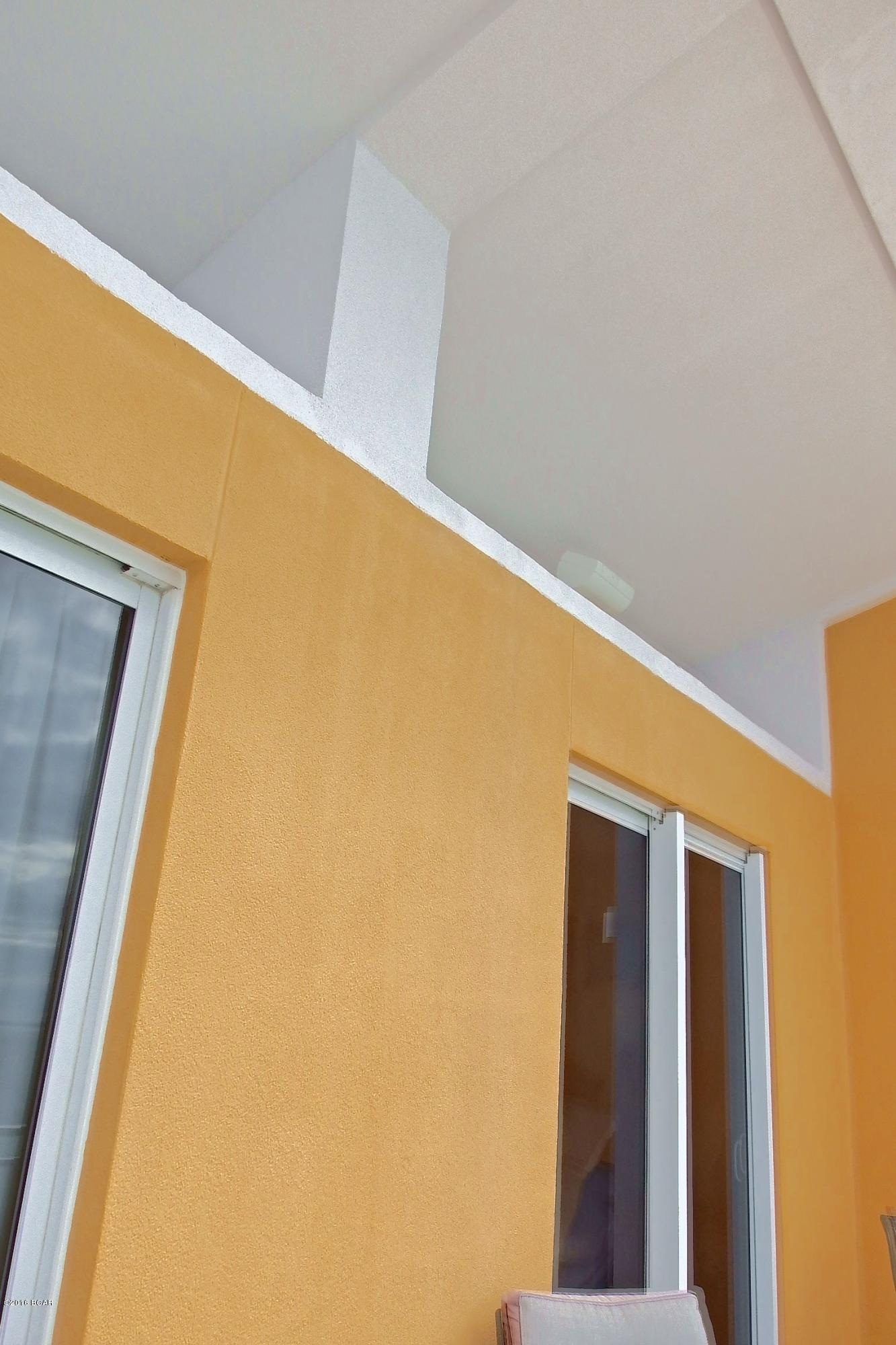 Splash Condo - Residential