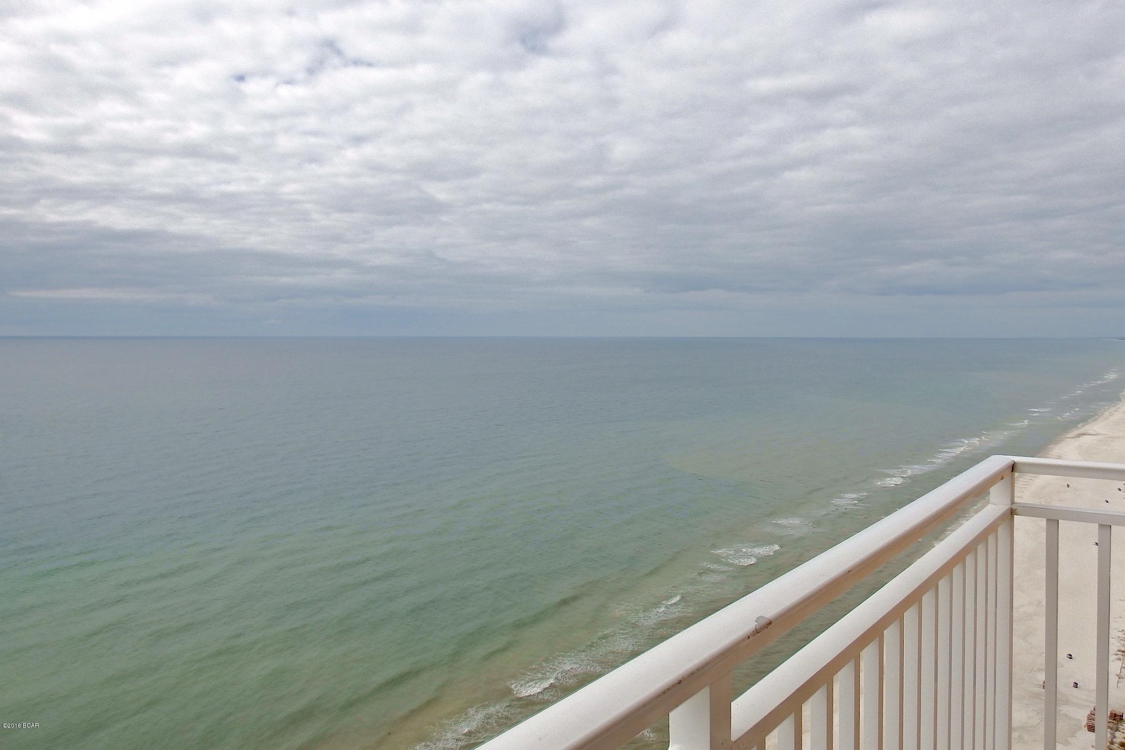 Splash Condo - Residential