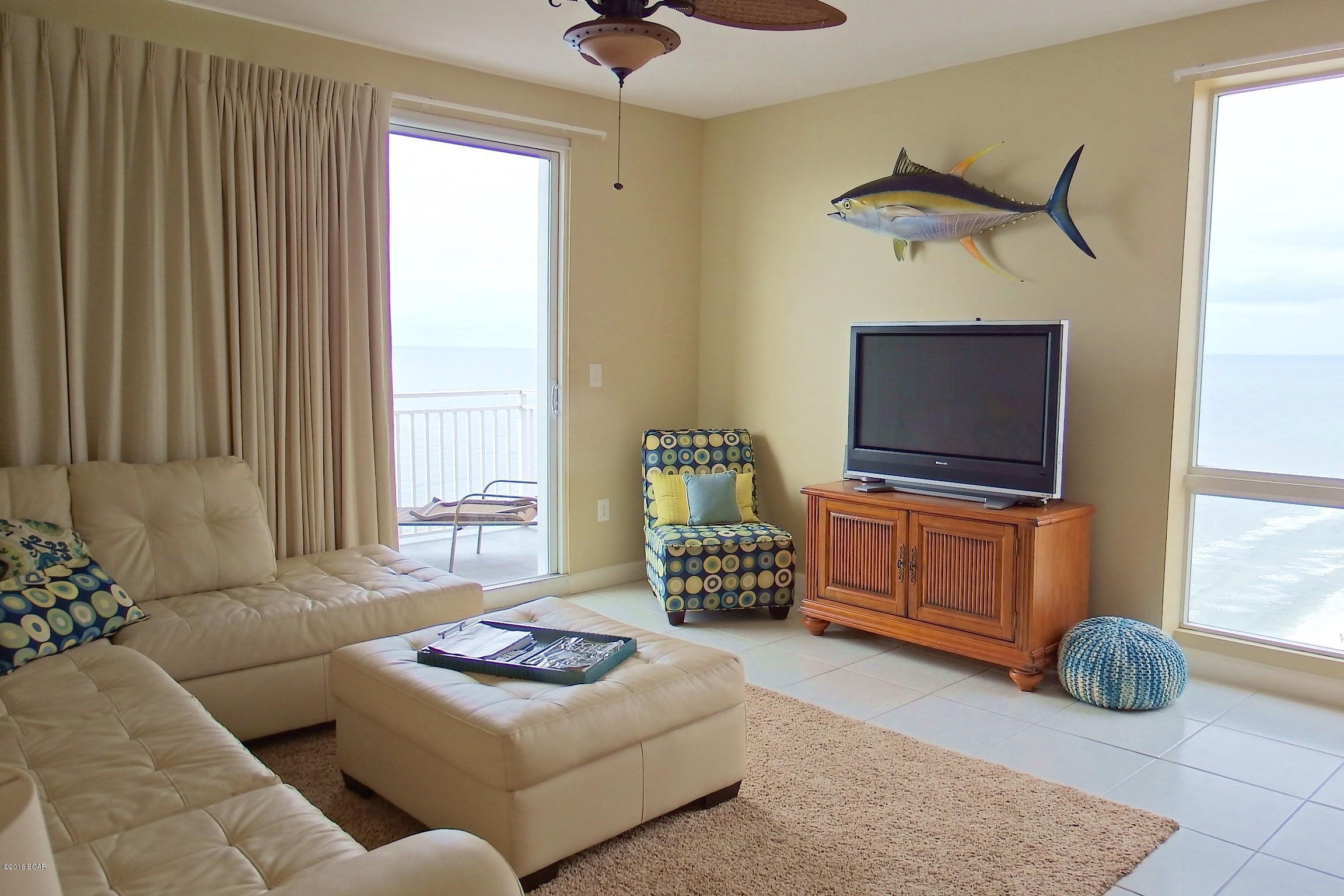 Splash Condo - Residential