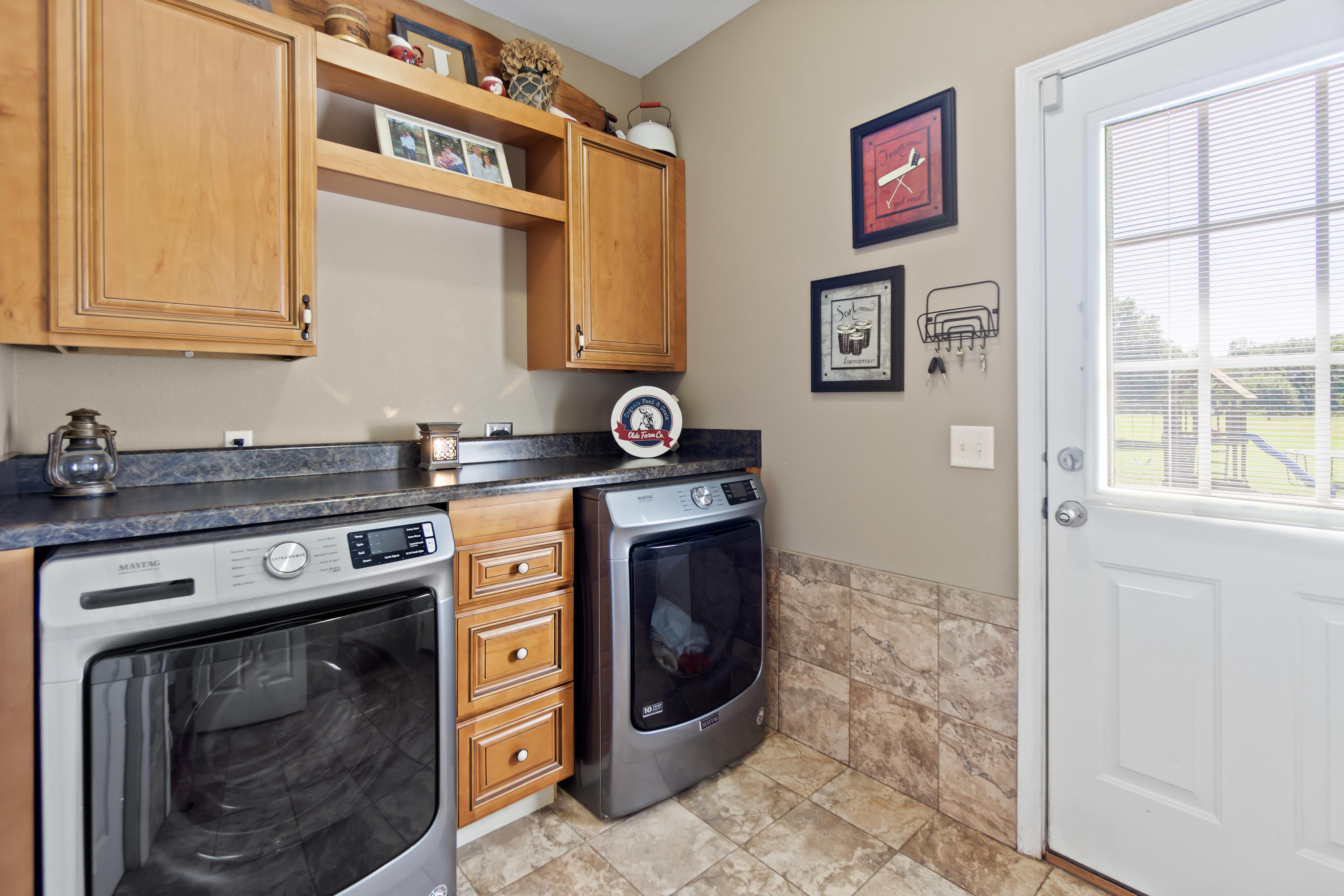 [No Recorded Subdiv] - Residential