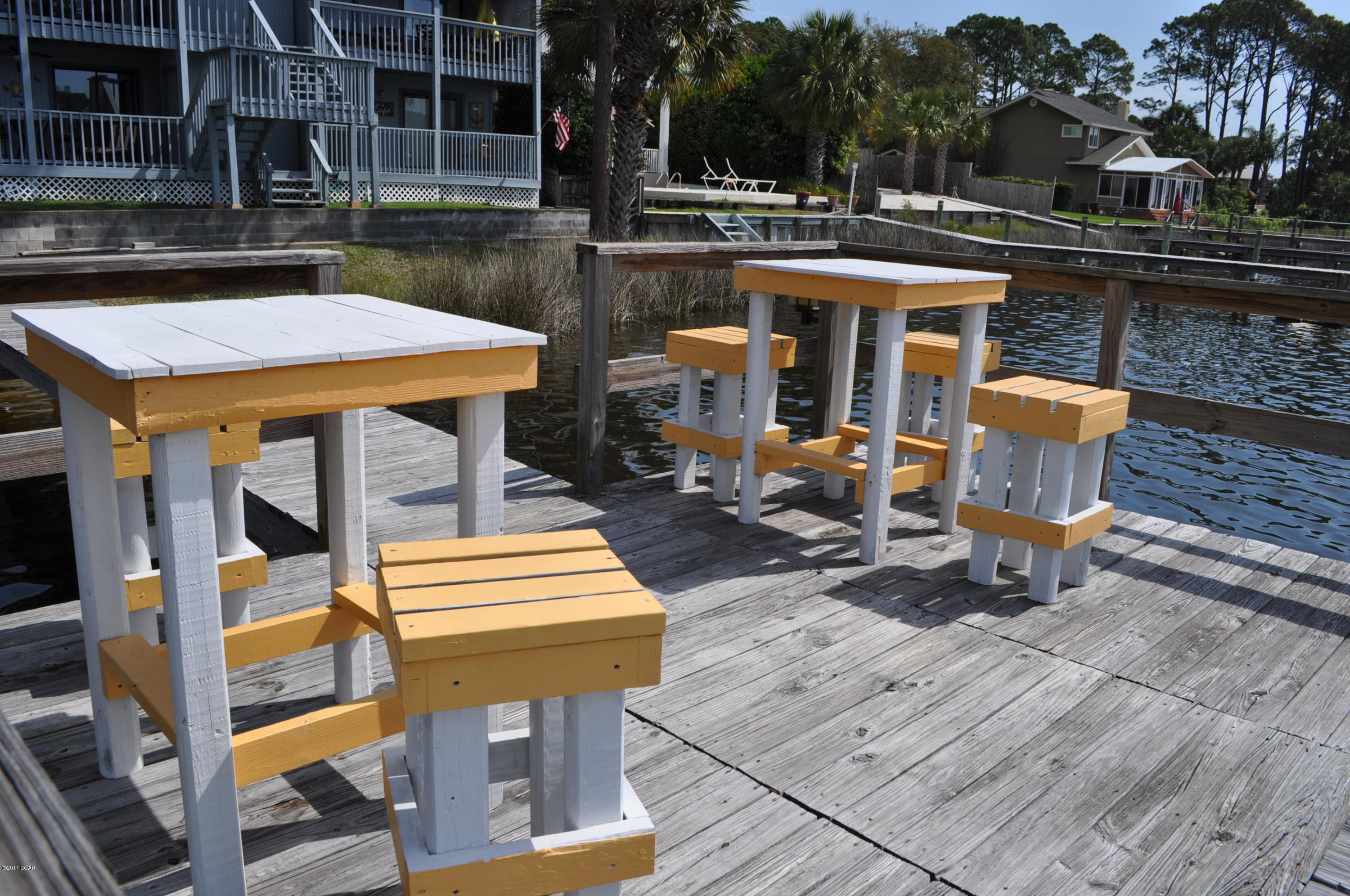 Quarter Deck Condo. - Residential