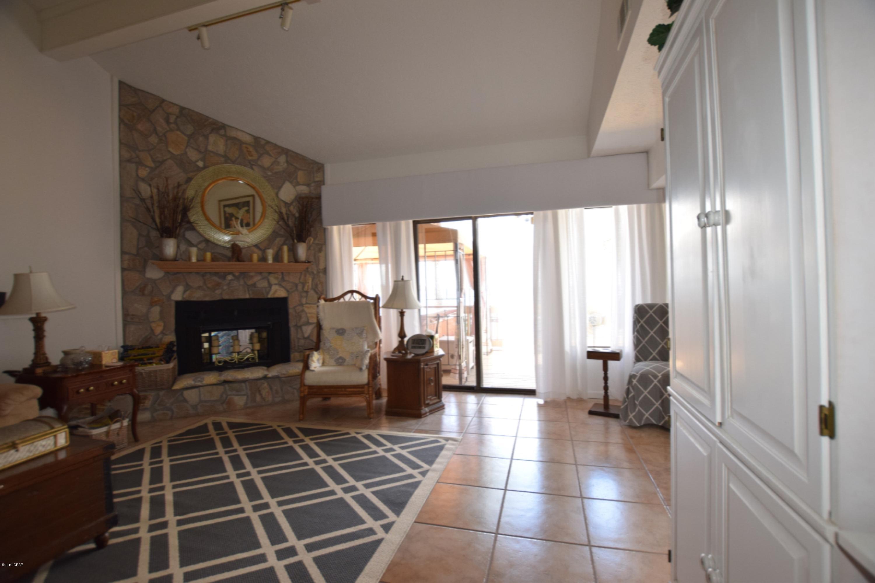 Venetian Villa - Residential