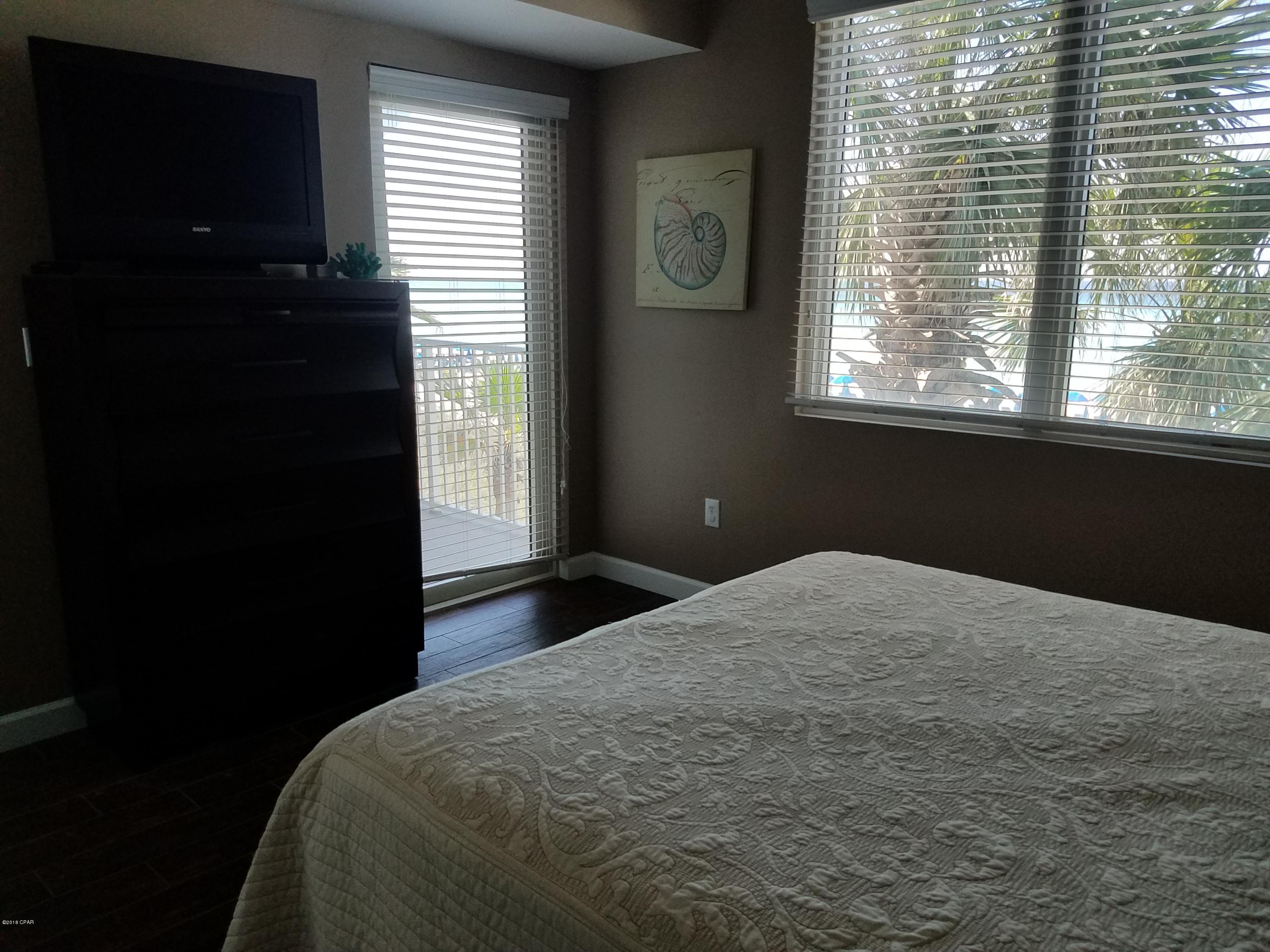 Shores Of Panama - Residential