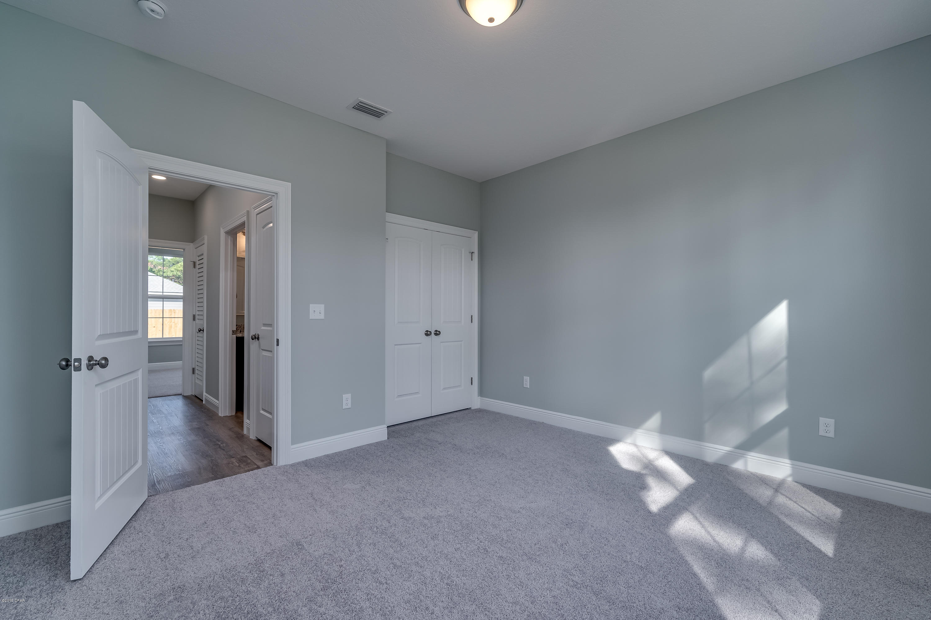 Pines 5th Add - Residential