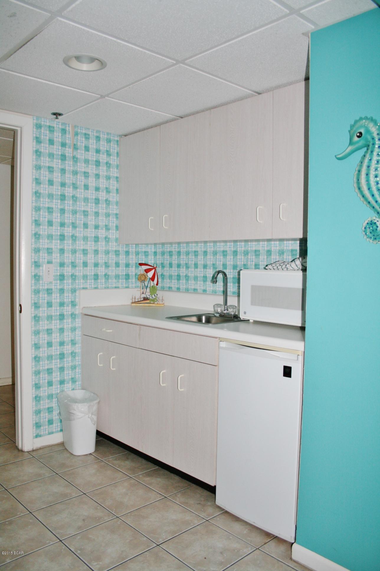 Long Beach Towers III - Residential