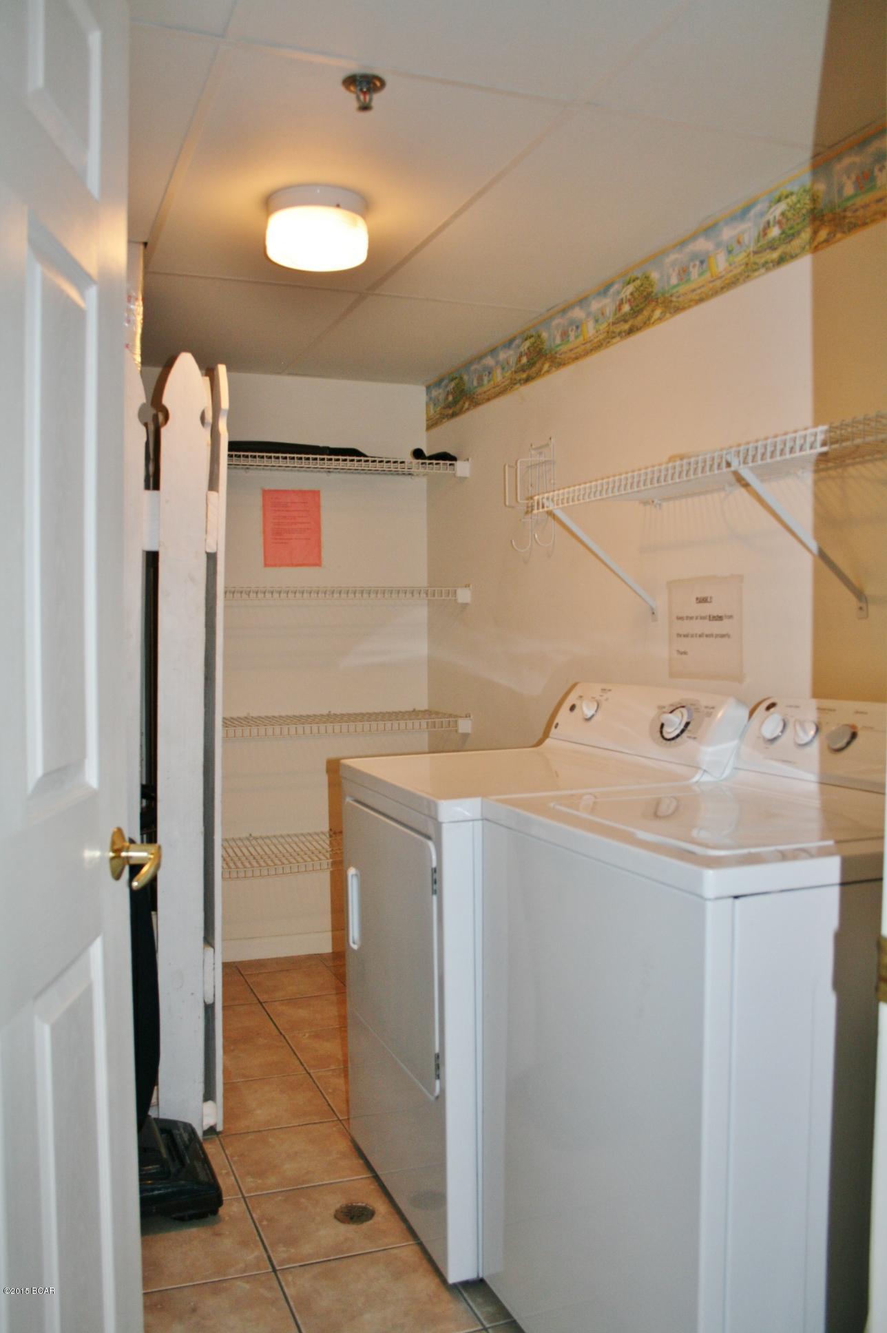 Long Beach Towers III - Residential