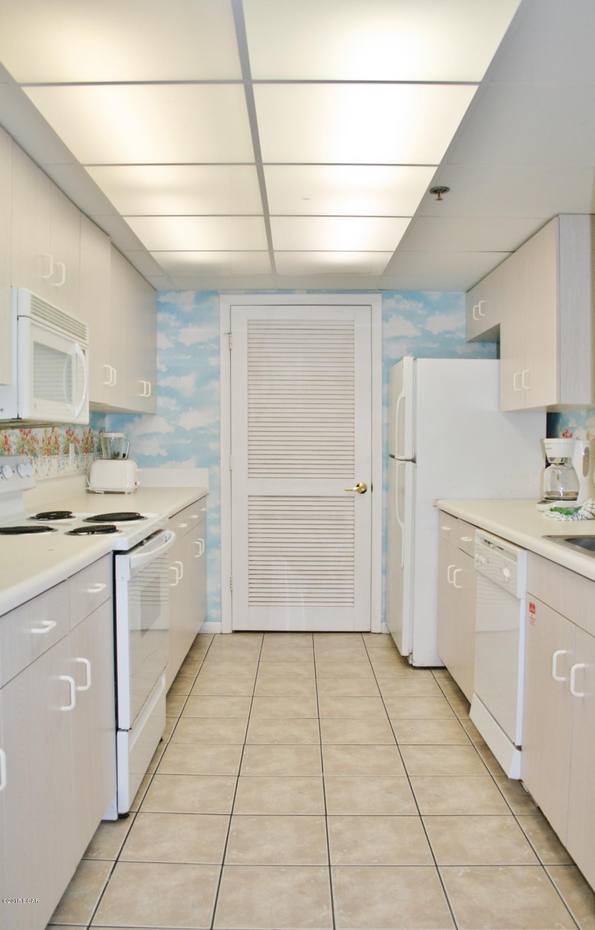 Long Beach Towers III - Residential