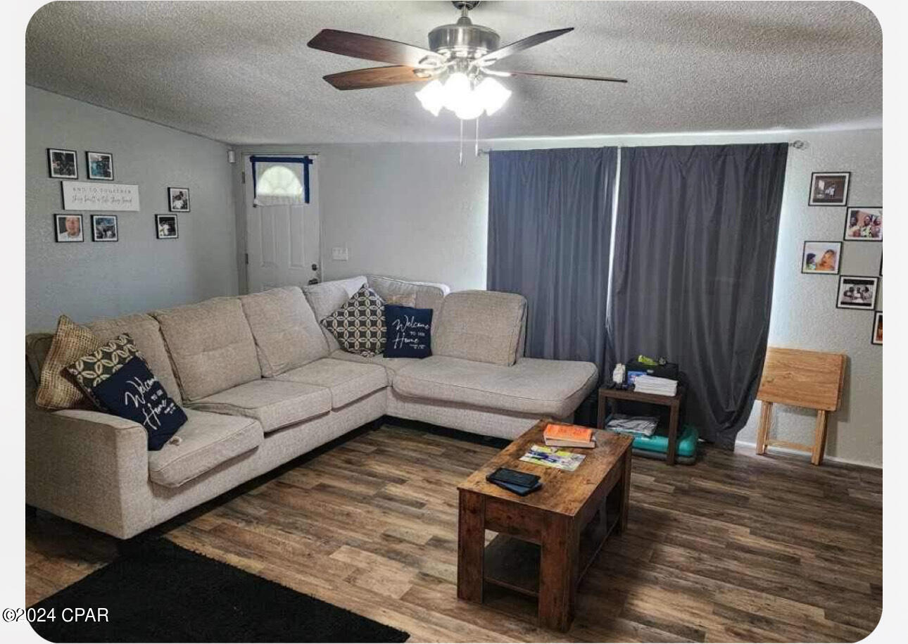 Grand Ridge - Residential