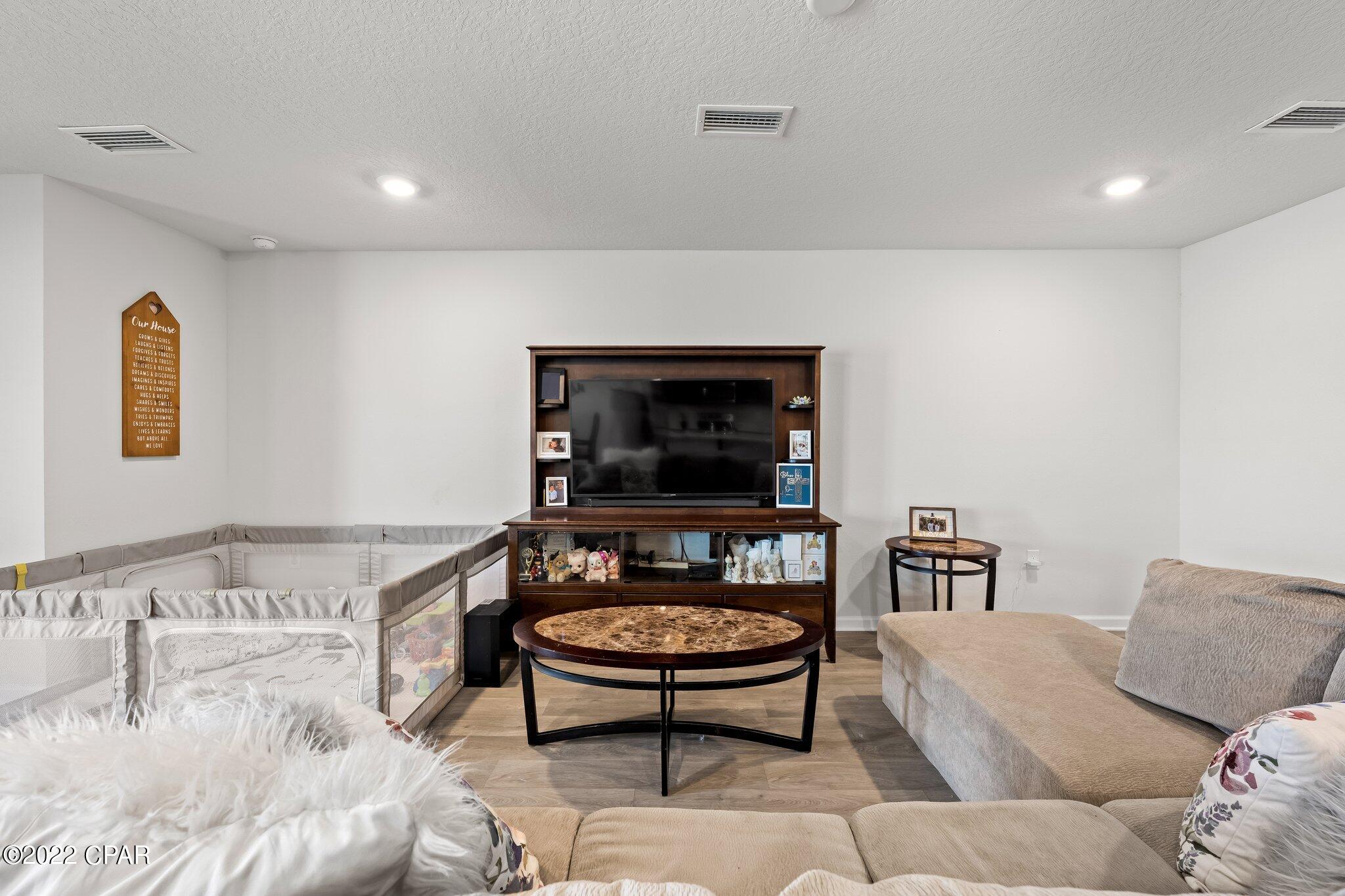 Bridge Harbor - Residential