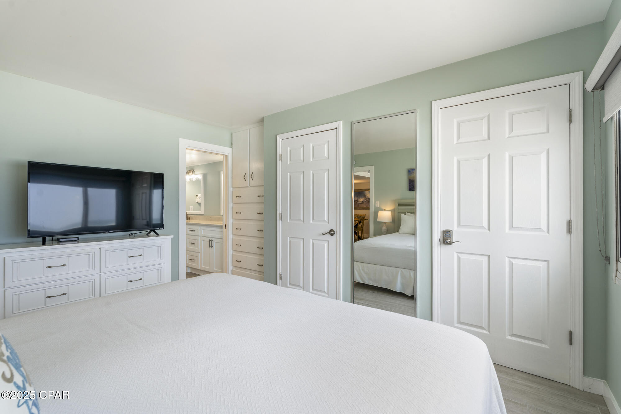 Pinnacle Port - Residential