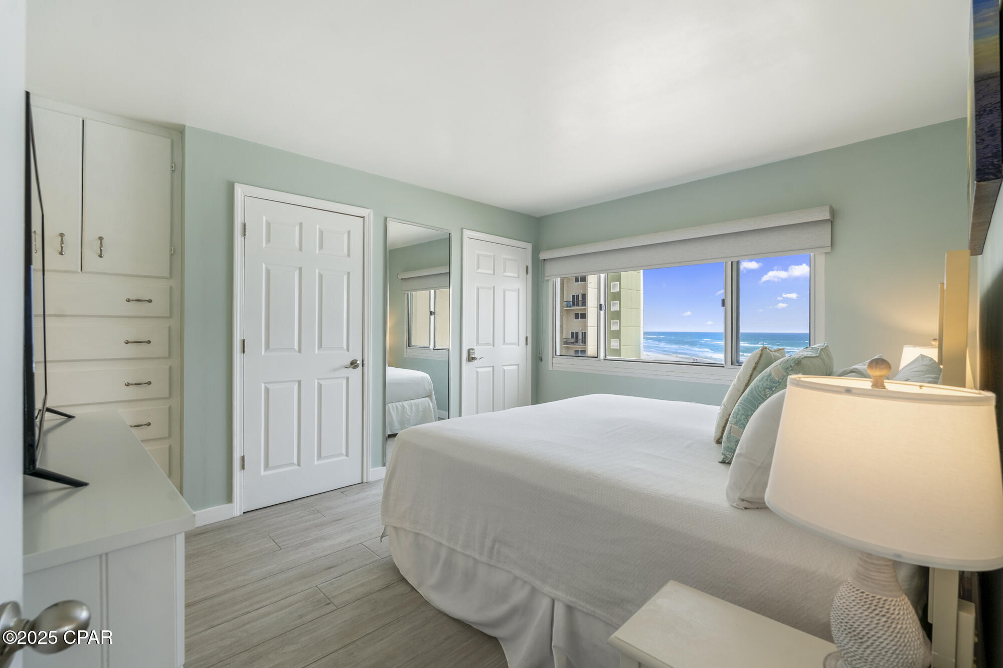 Pinnacle Port - Residential