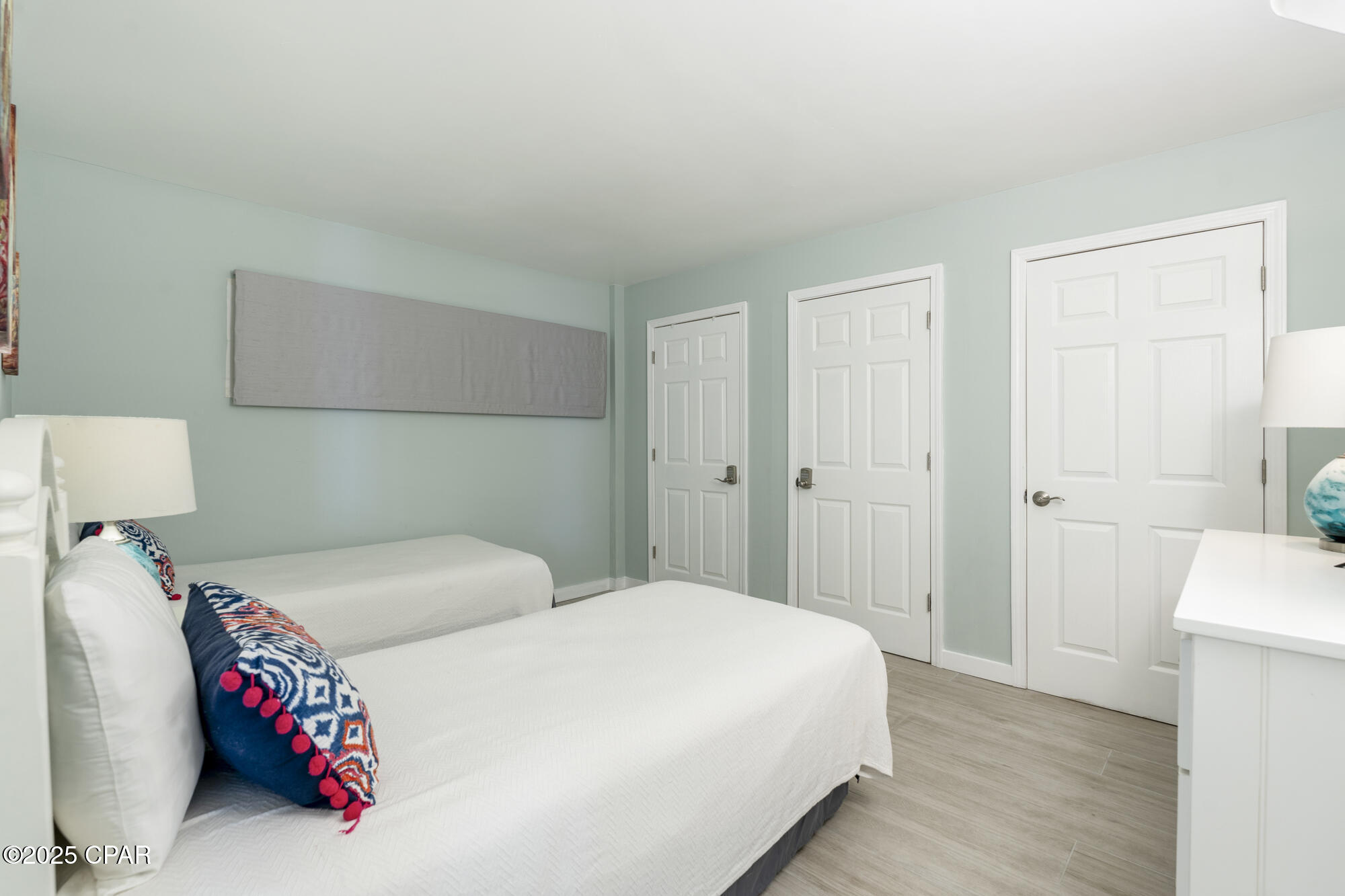 Pinnacle Port - Residential