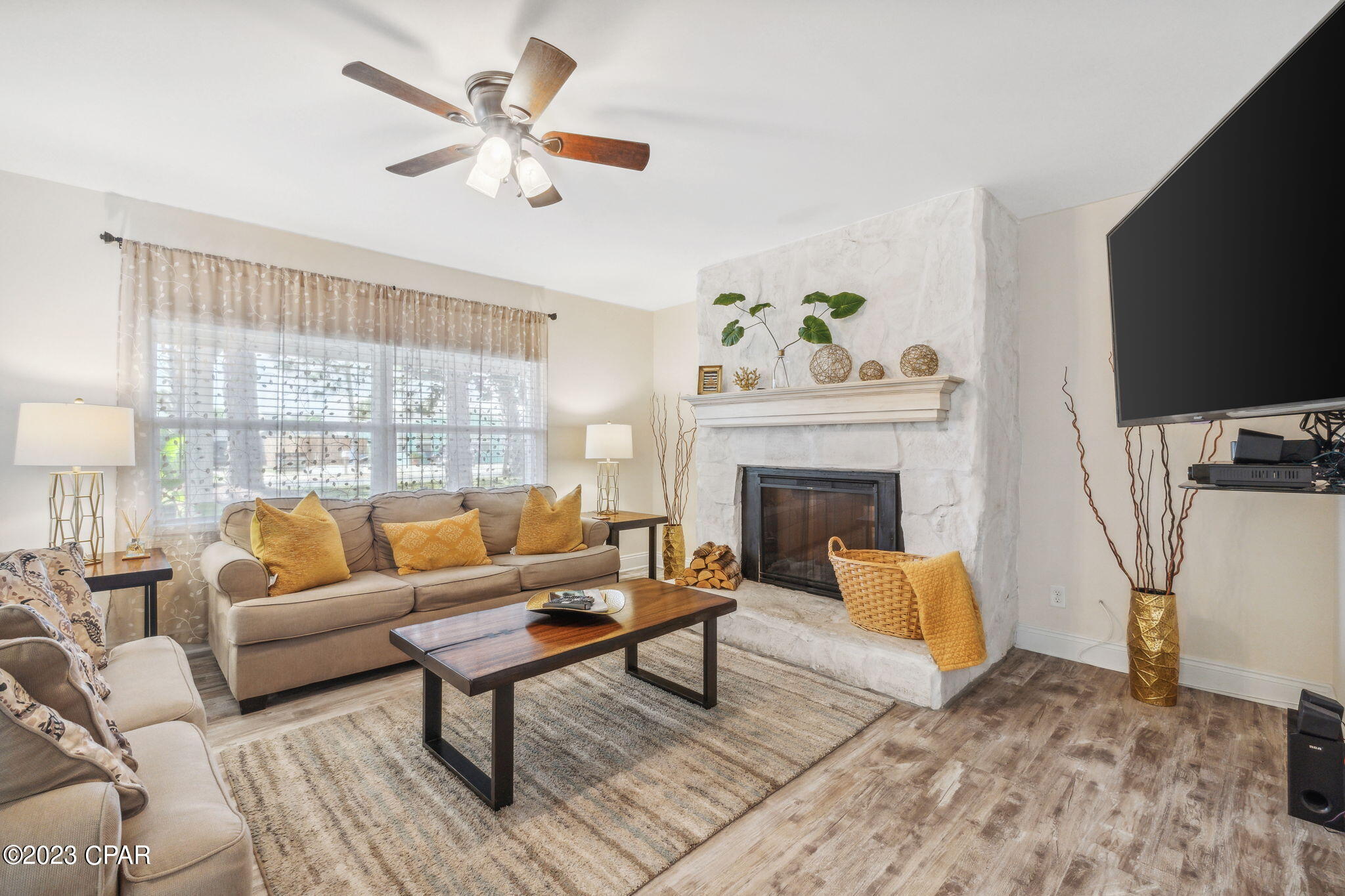 Bel Air - Residential