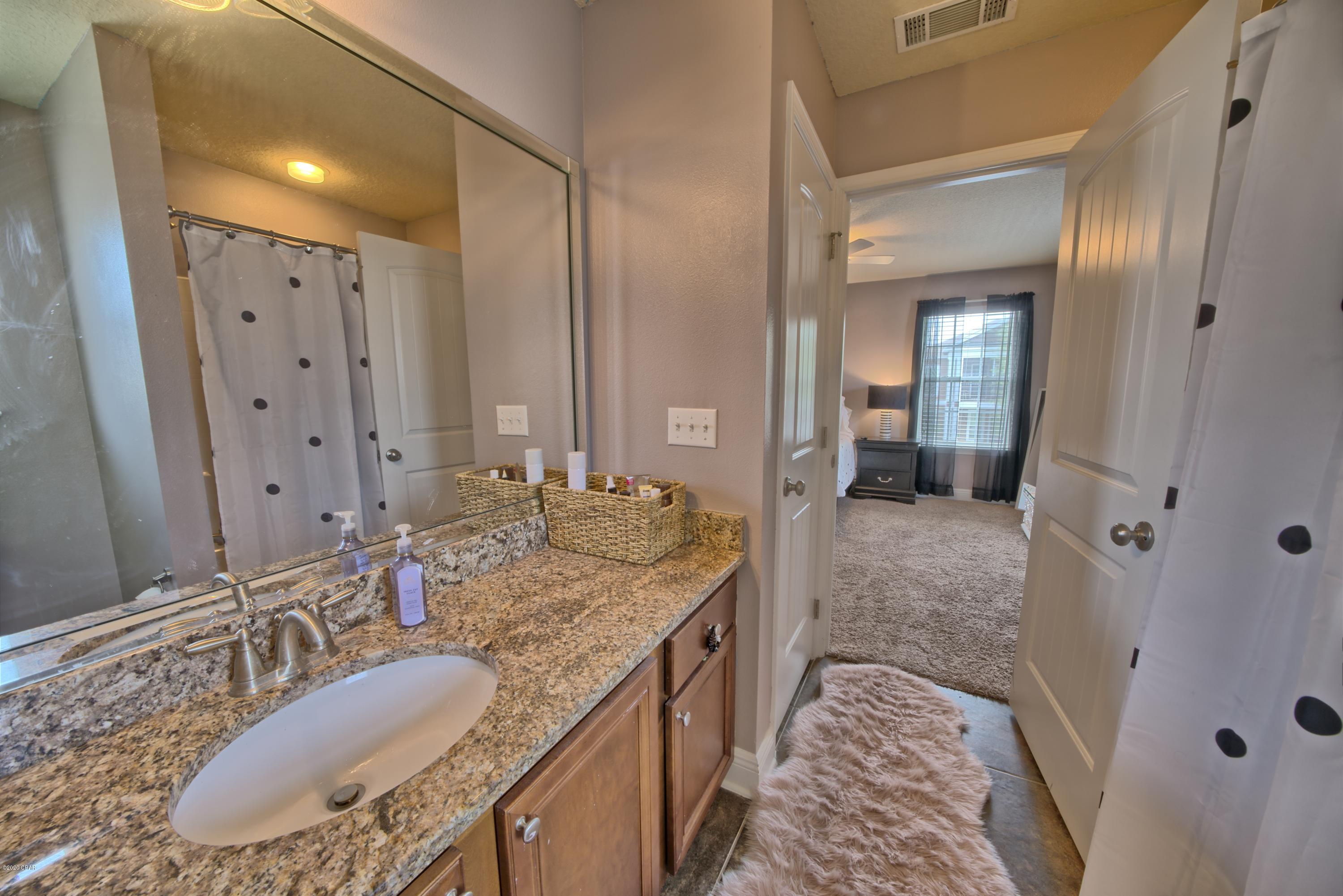 Turtle Cove At Lake Powell - Residential