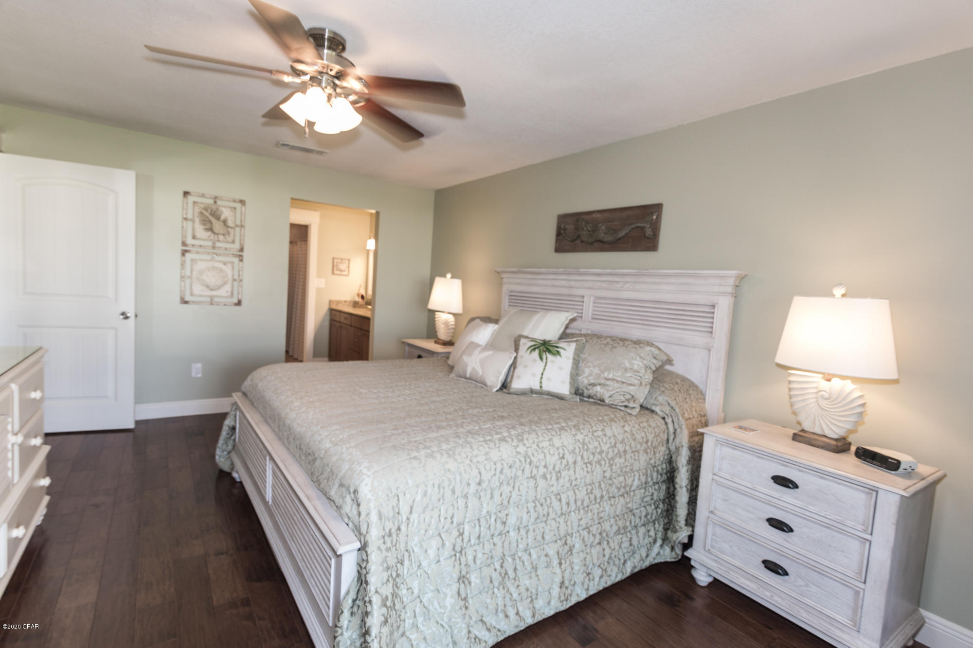 Edgewater Golf Villas V-B - Residential