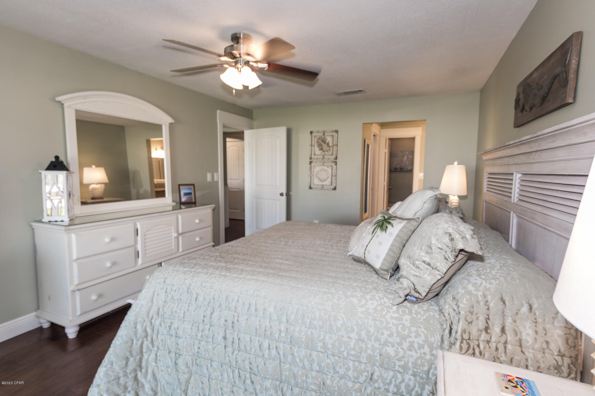 Edgewater Golf Villas V-B - Residential