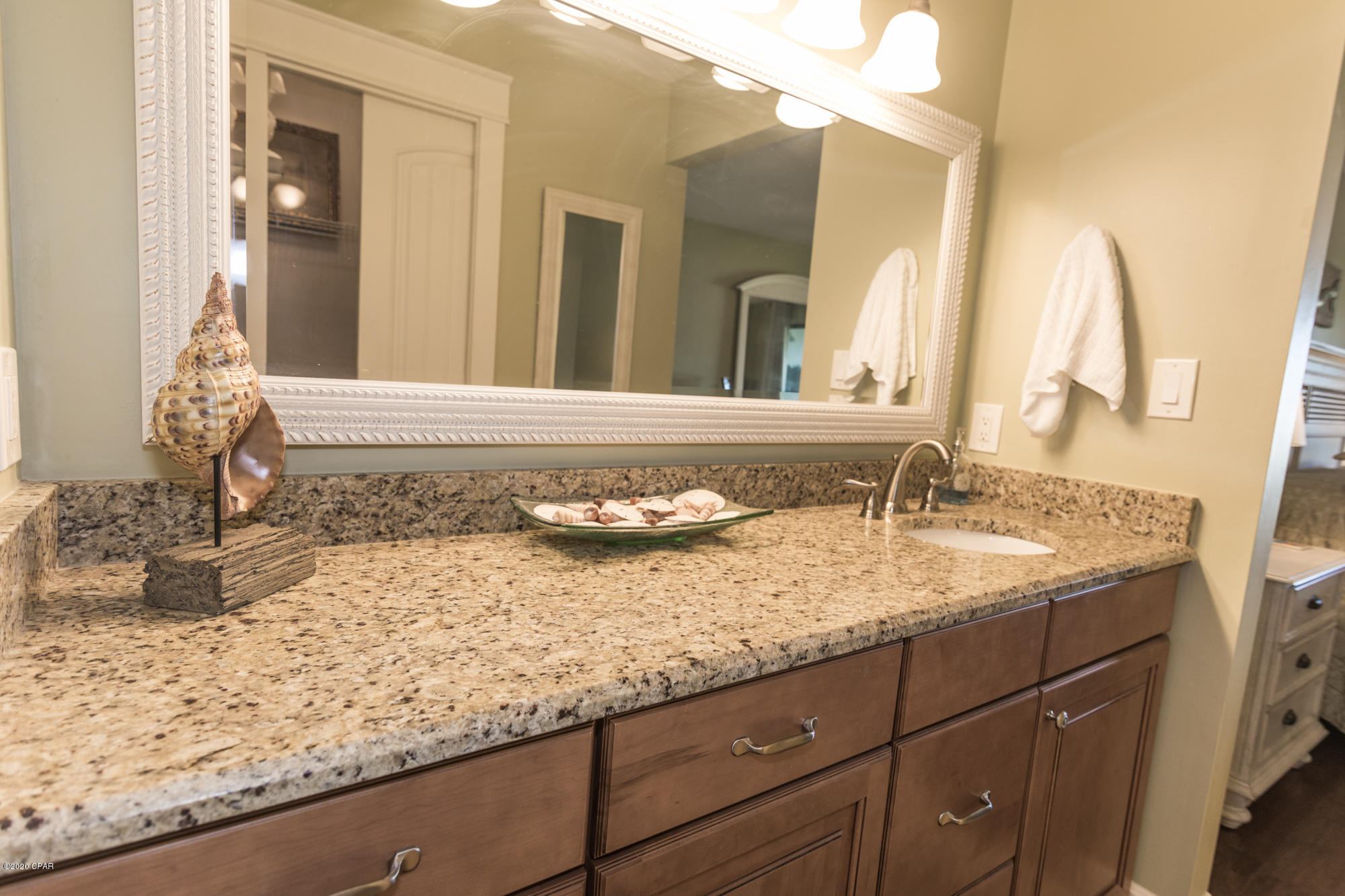 Edgewater Golf Villas V-B - Residential