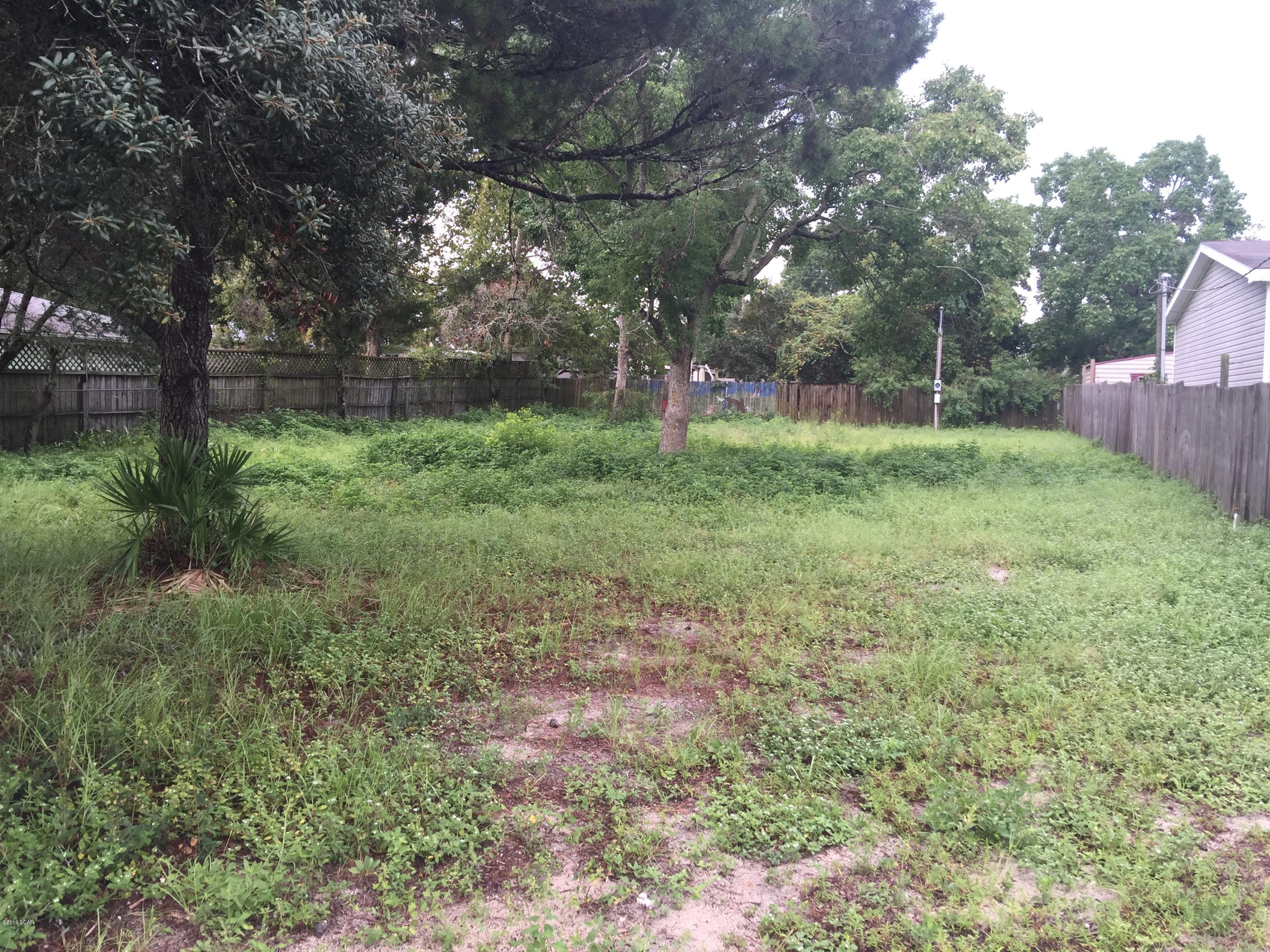 Crestview Heights 1st Add - Land