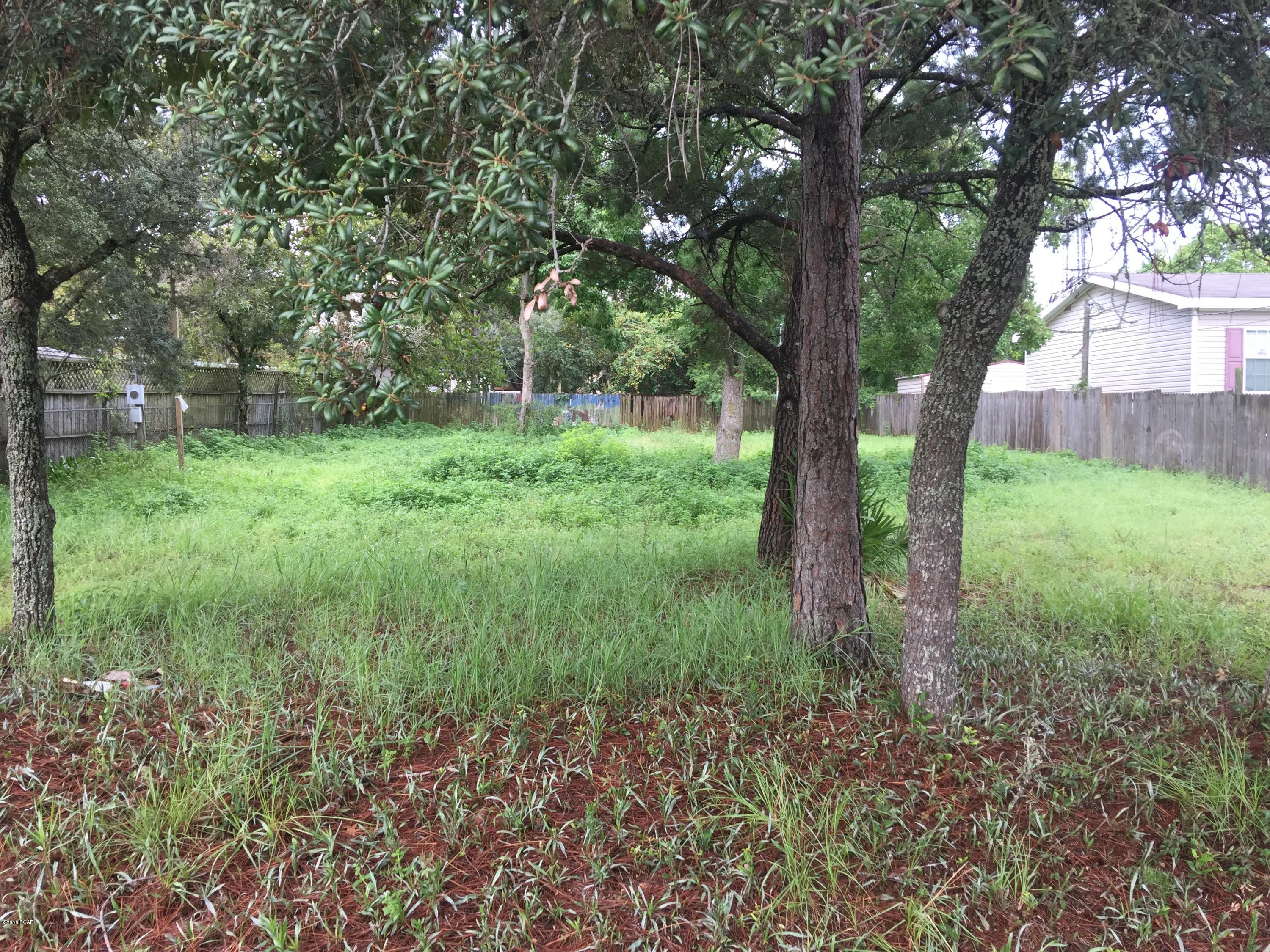 Crestview Heights 1st Add - Land