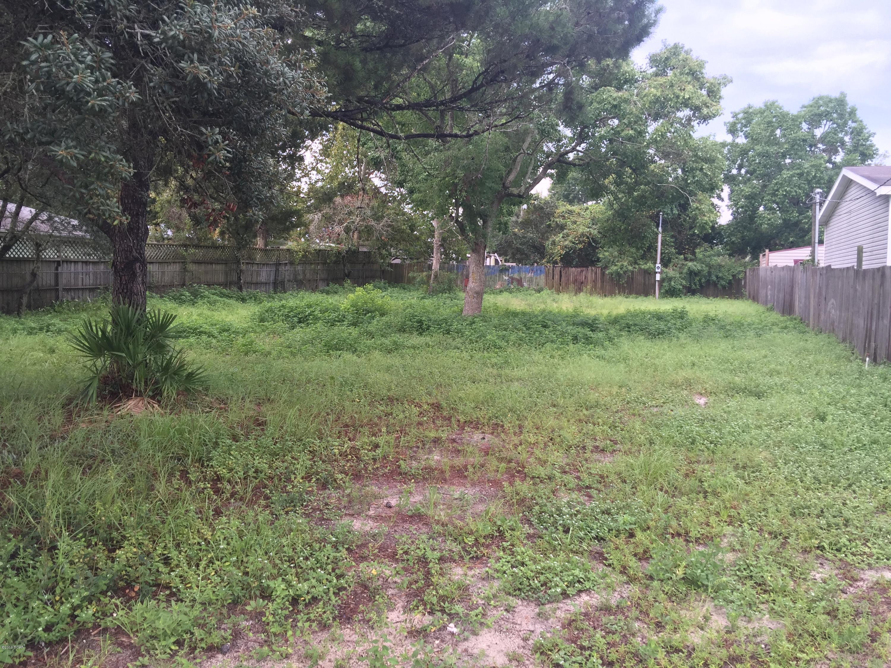 Crestview Heights 1st Add - Land