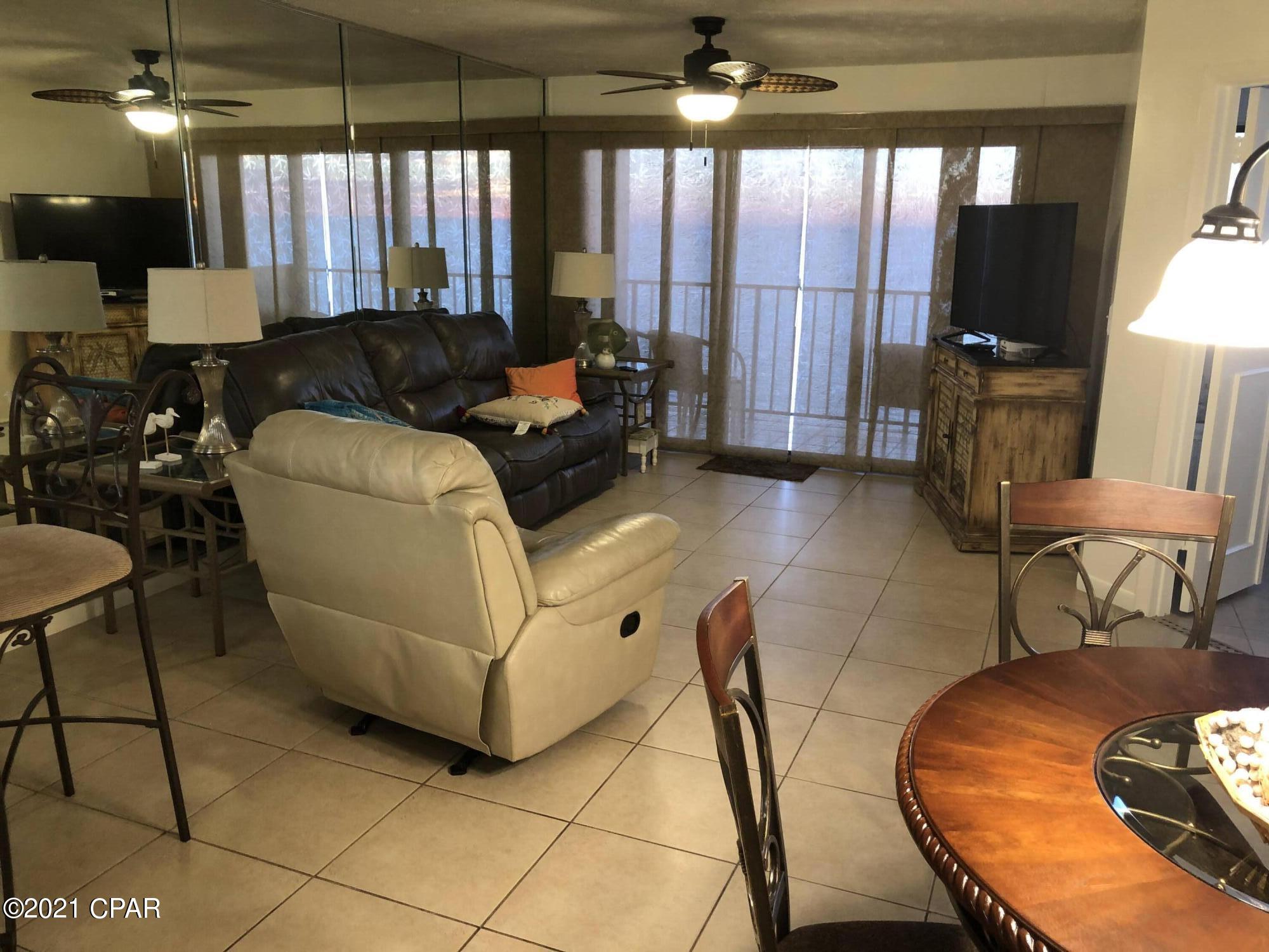 Summerhouse Condo. - Residential