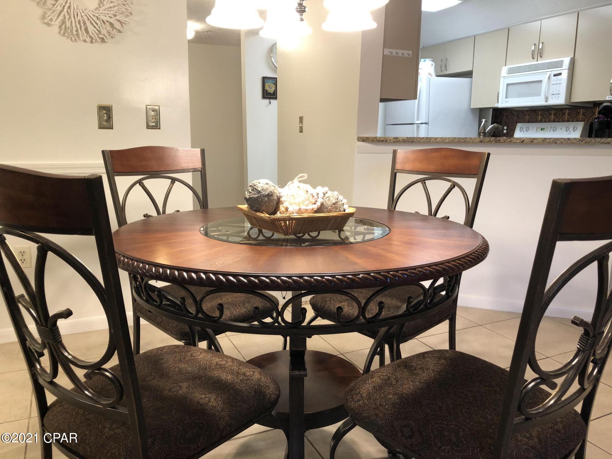 Summerhouse Condo. - Residential