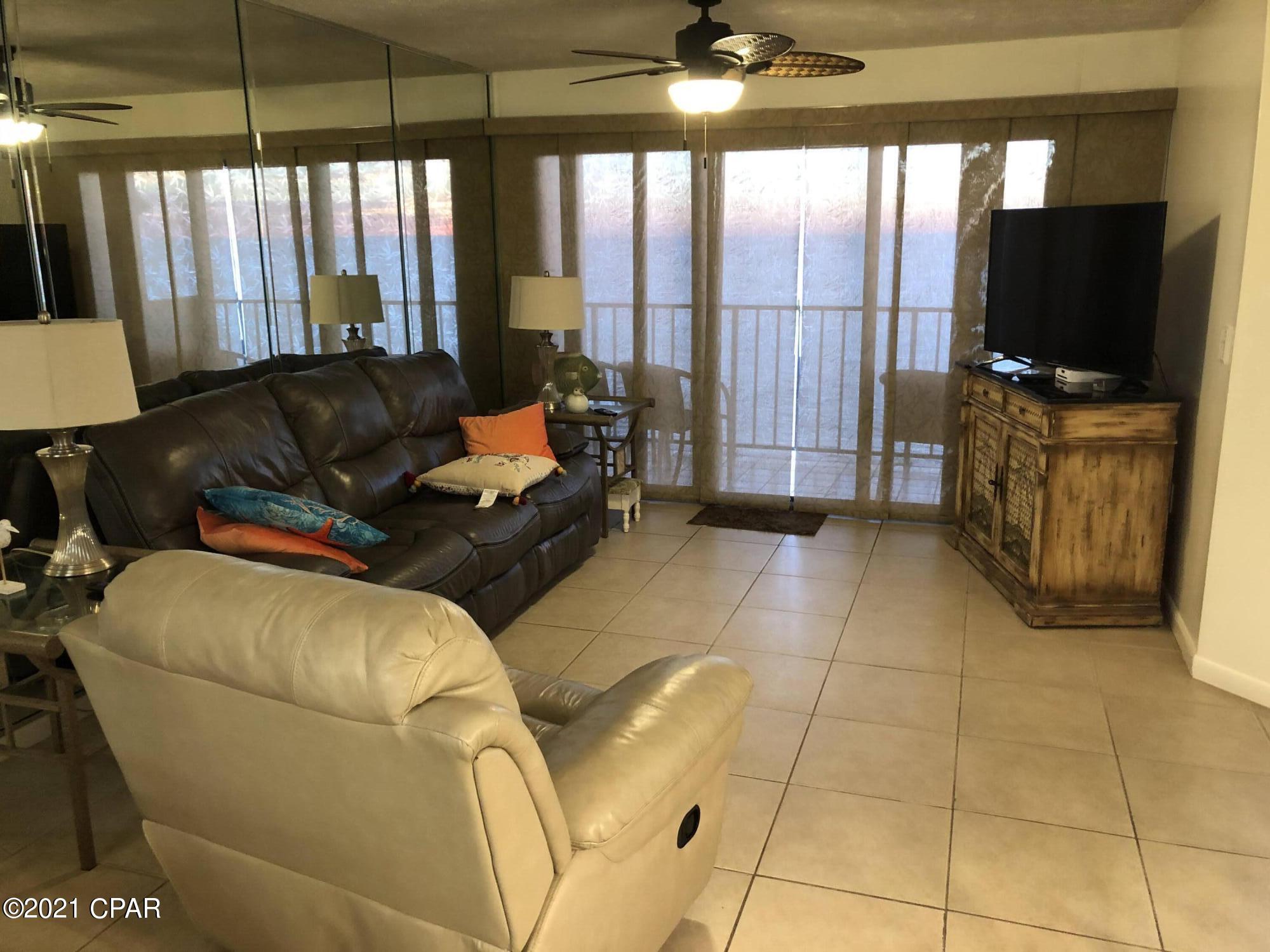 Summerhouse Condo. - Residential