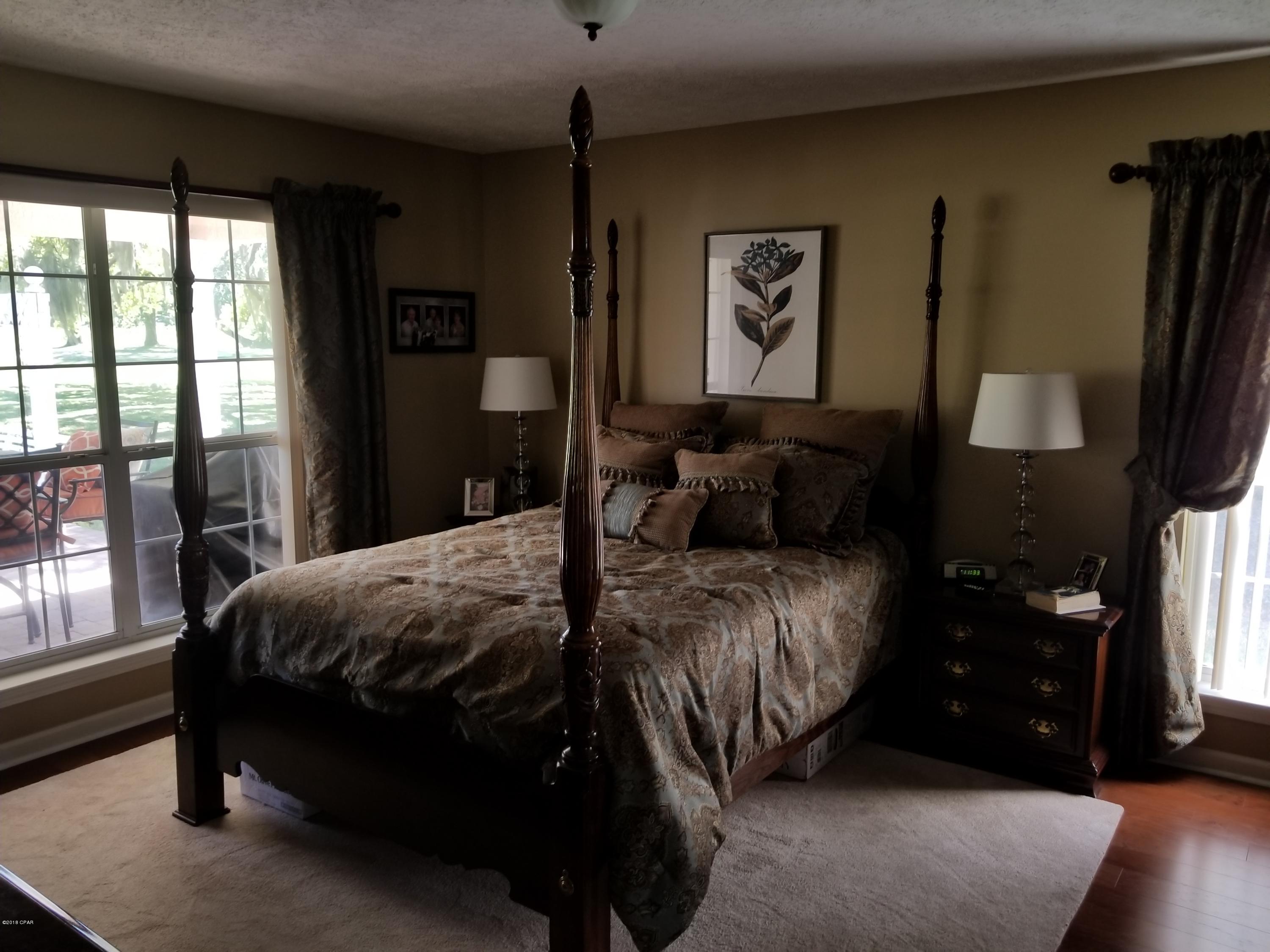 Bay Breeze - Residential