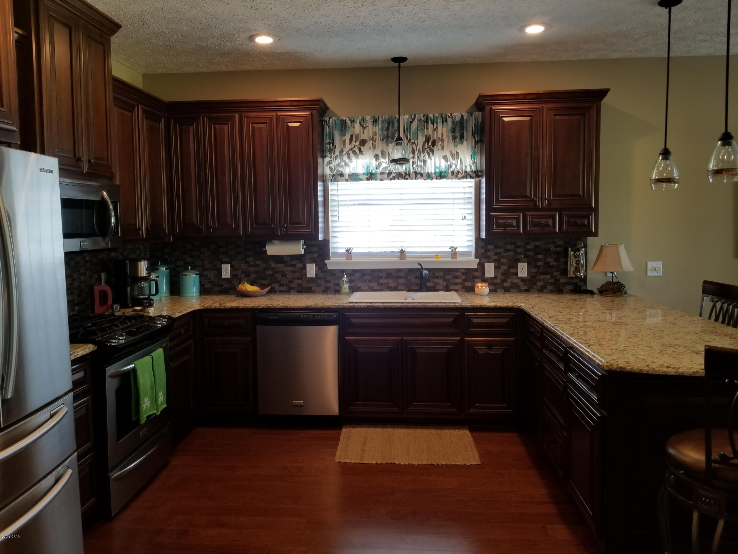 Bay Breeze - Residential