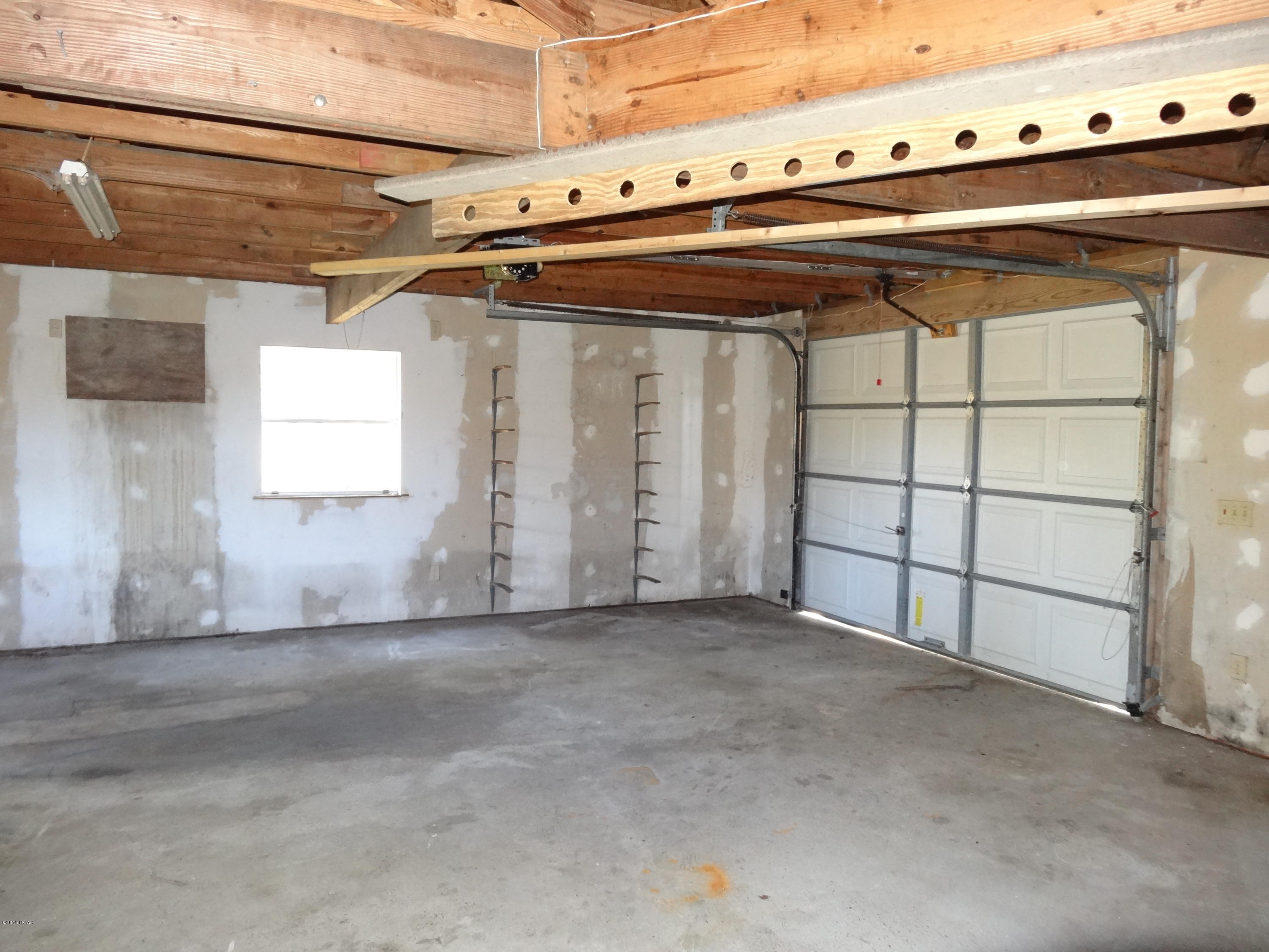 North Lagoon Oaks 7th Add - Residential