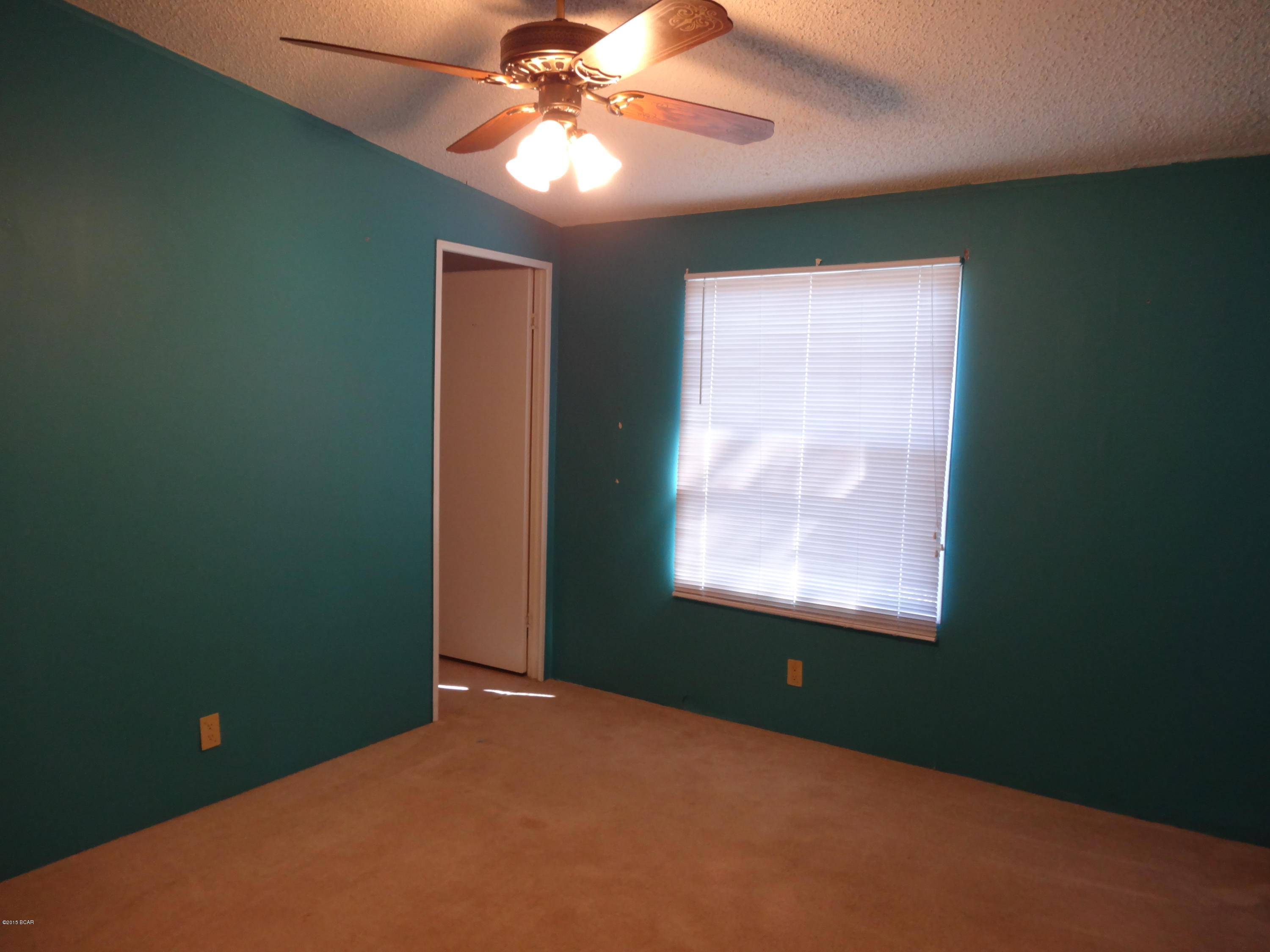 North Lagoon Oaks 7th Add - Residential