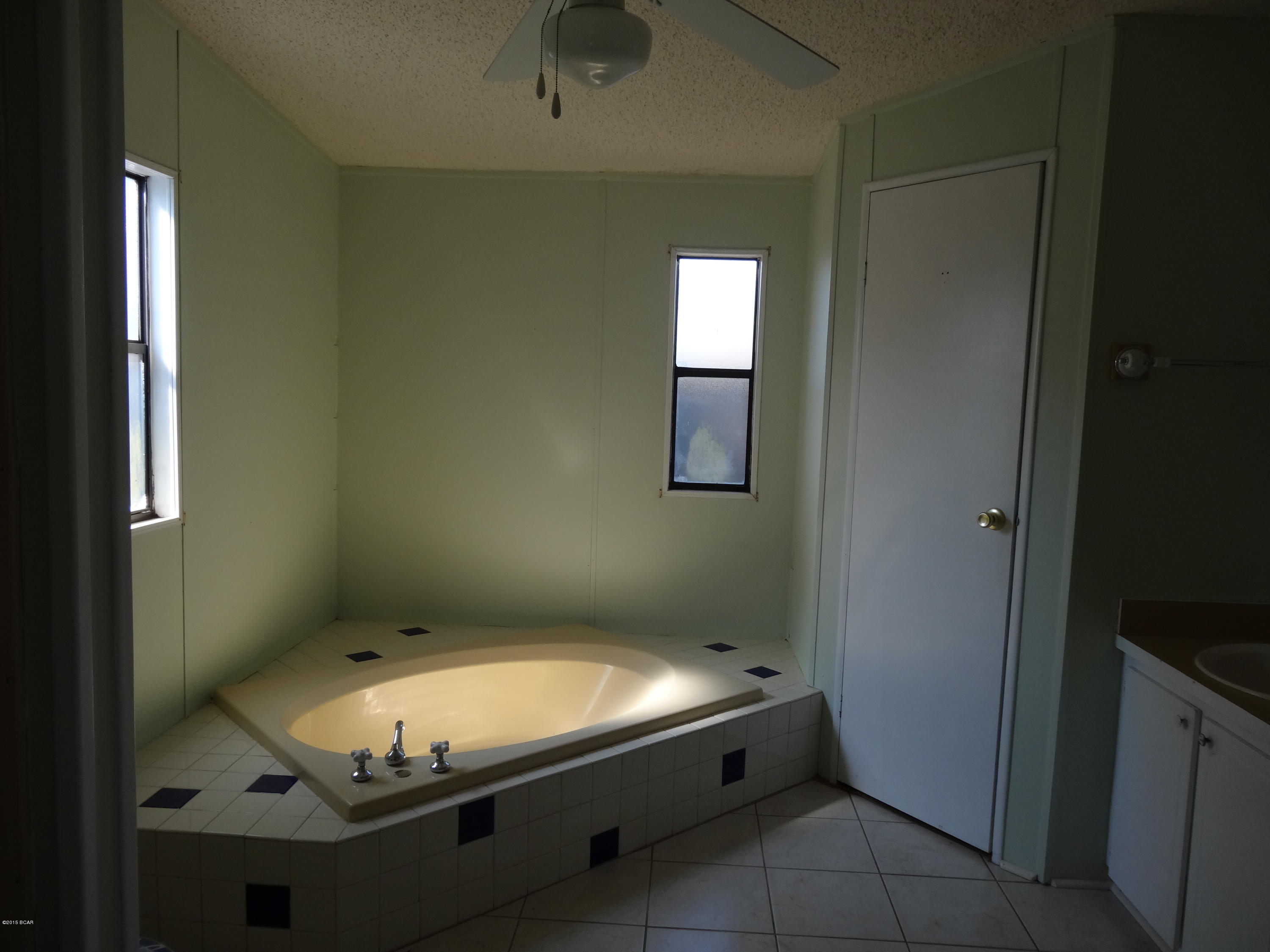 North Lagoon Oaks 7th Add - Residential