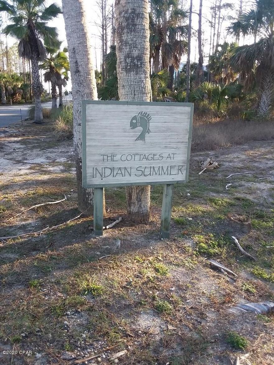 Wonderful Lot in Cottages at Indian Summer. This community is has Walkway to open water and community pool.