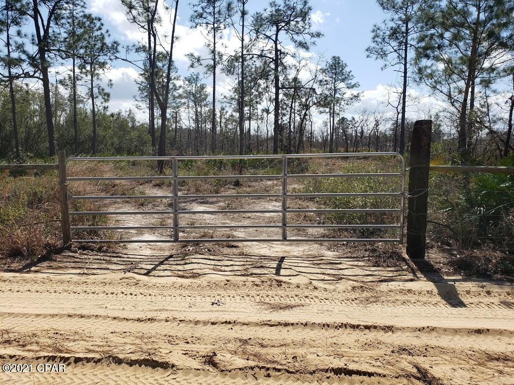 [No Recorded Subdiv] - Land