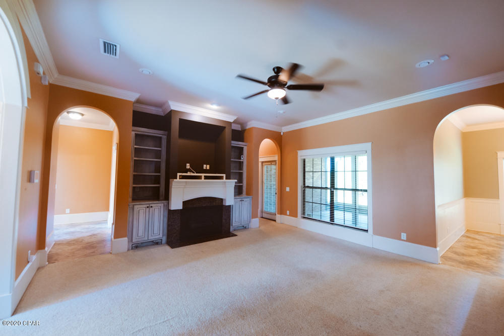 Hawks Landing - Residential