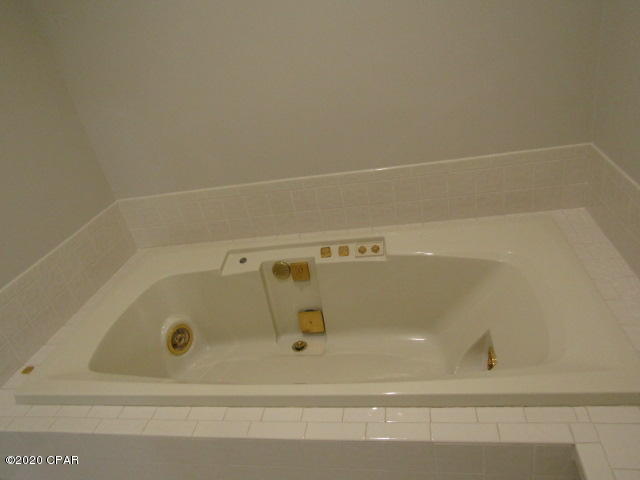 Marina Club Village - Residential Lease