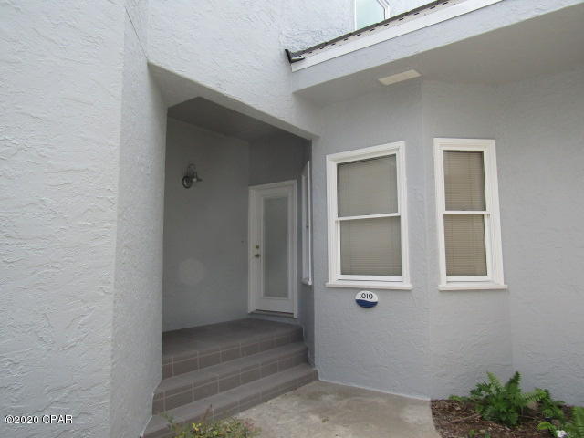 Marina Club Village - Residential Lease