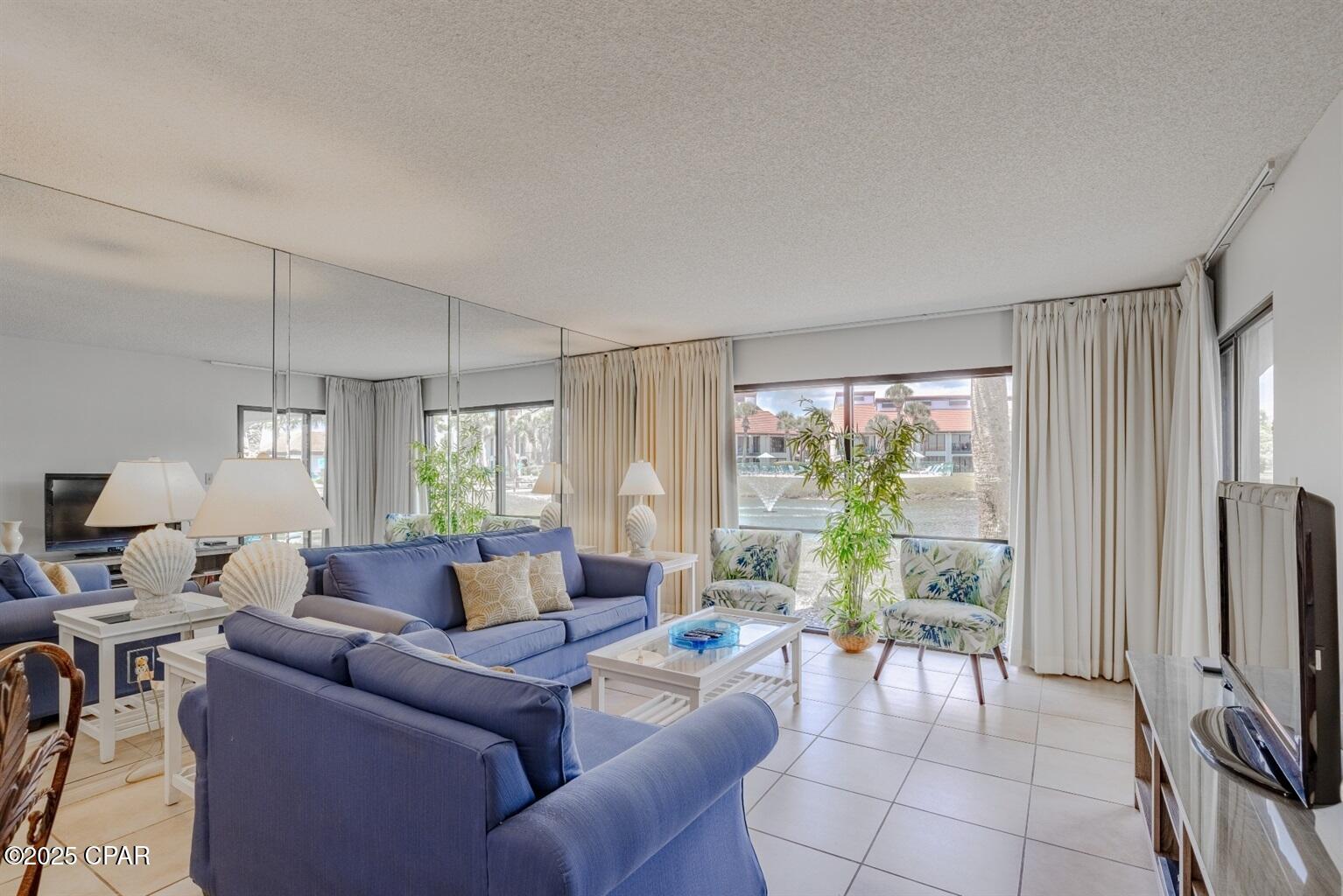 Edgewater Golf Villas IV - Residential