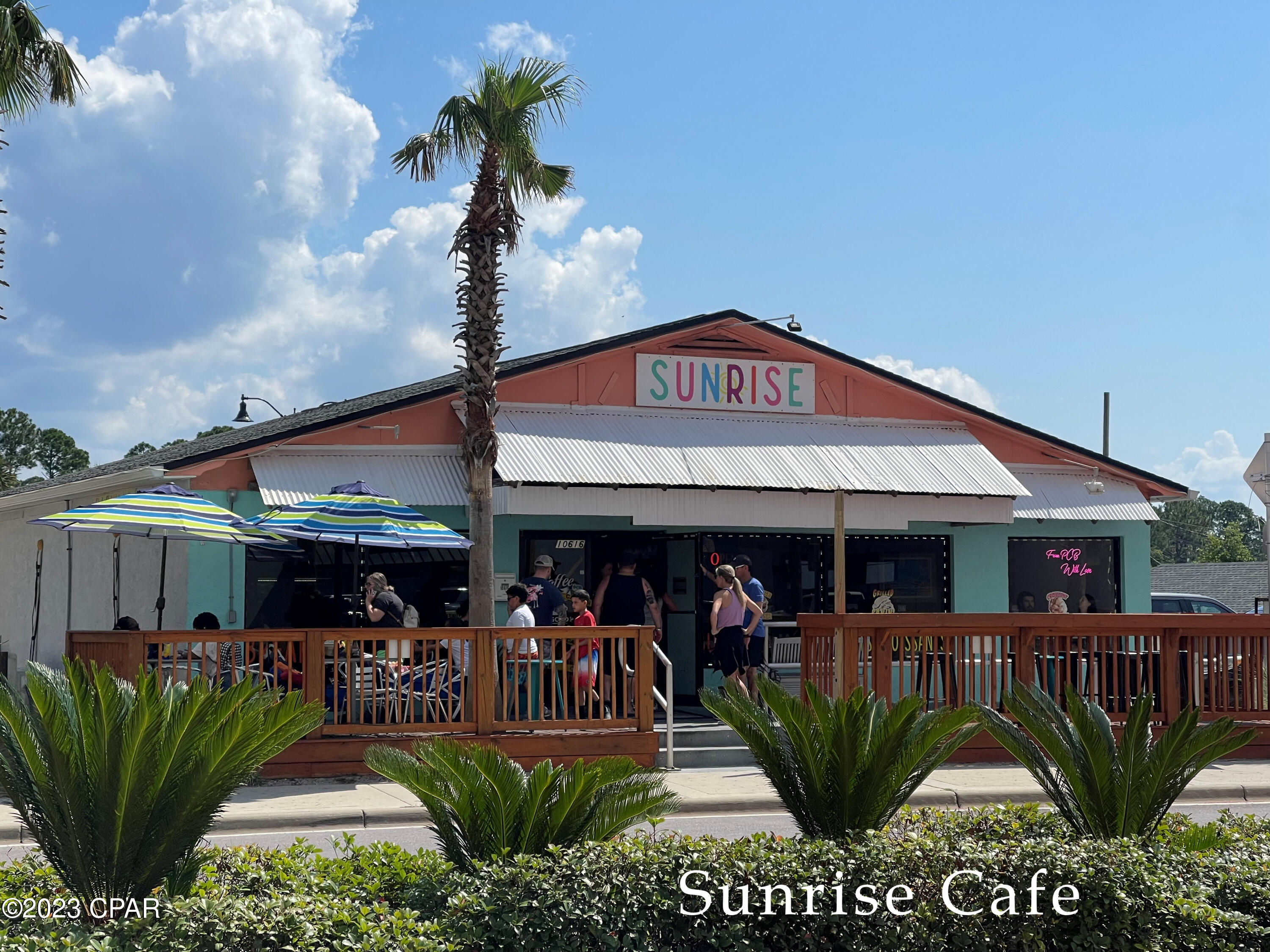 Twin Palms Resort - Residential