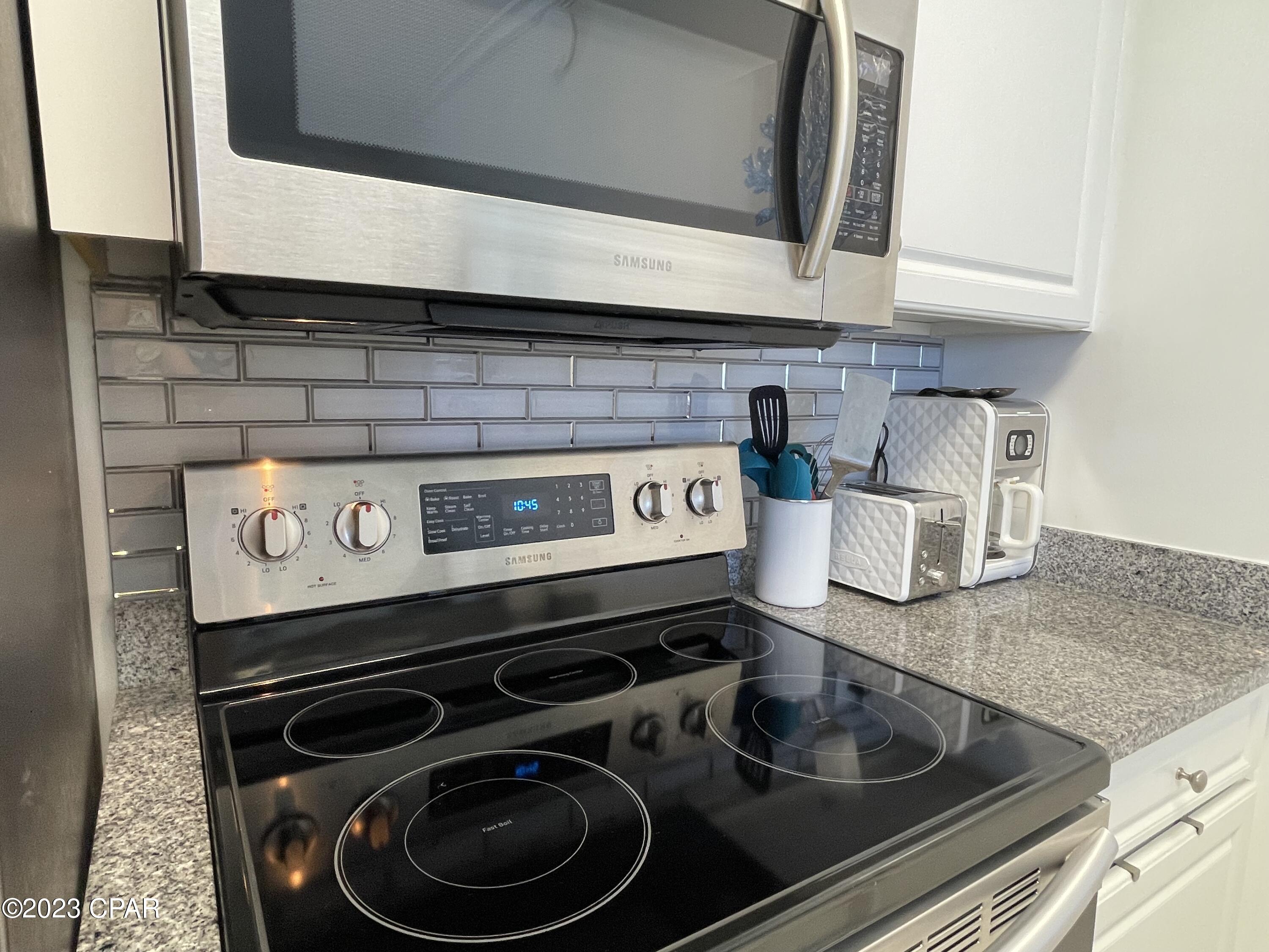 Twin Palms Resort - Residential