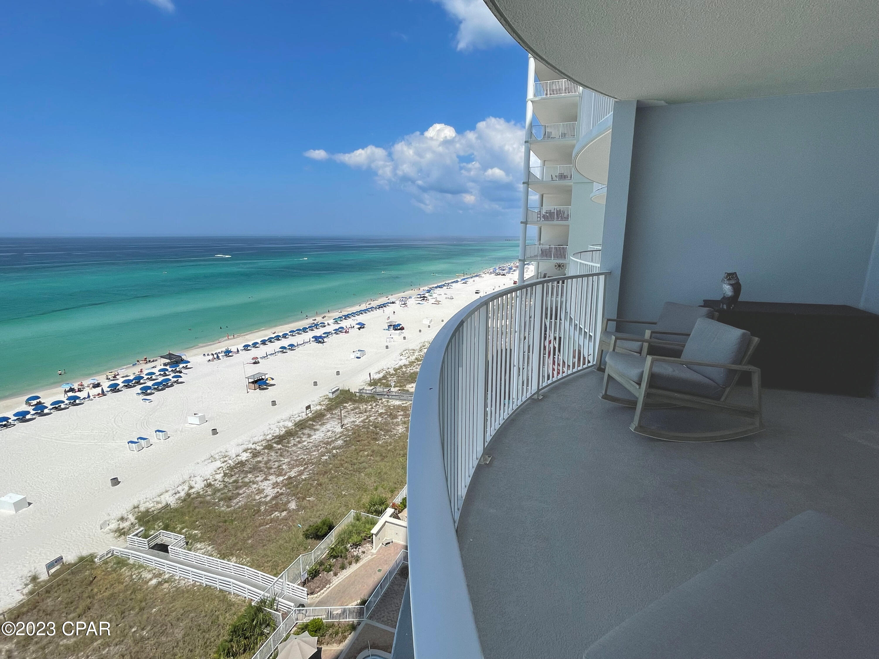 Twin Palms Resort - Residential