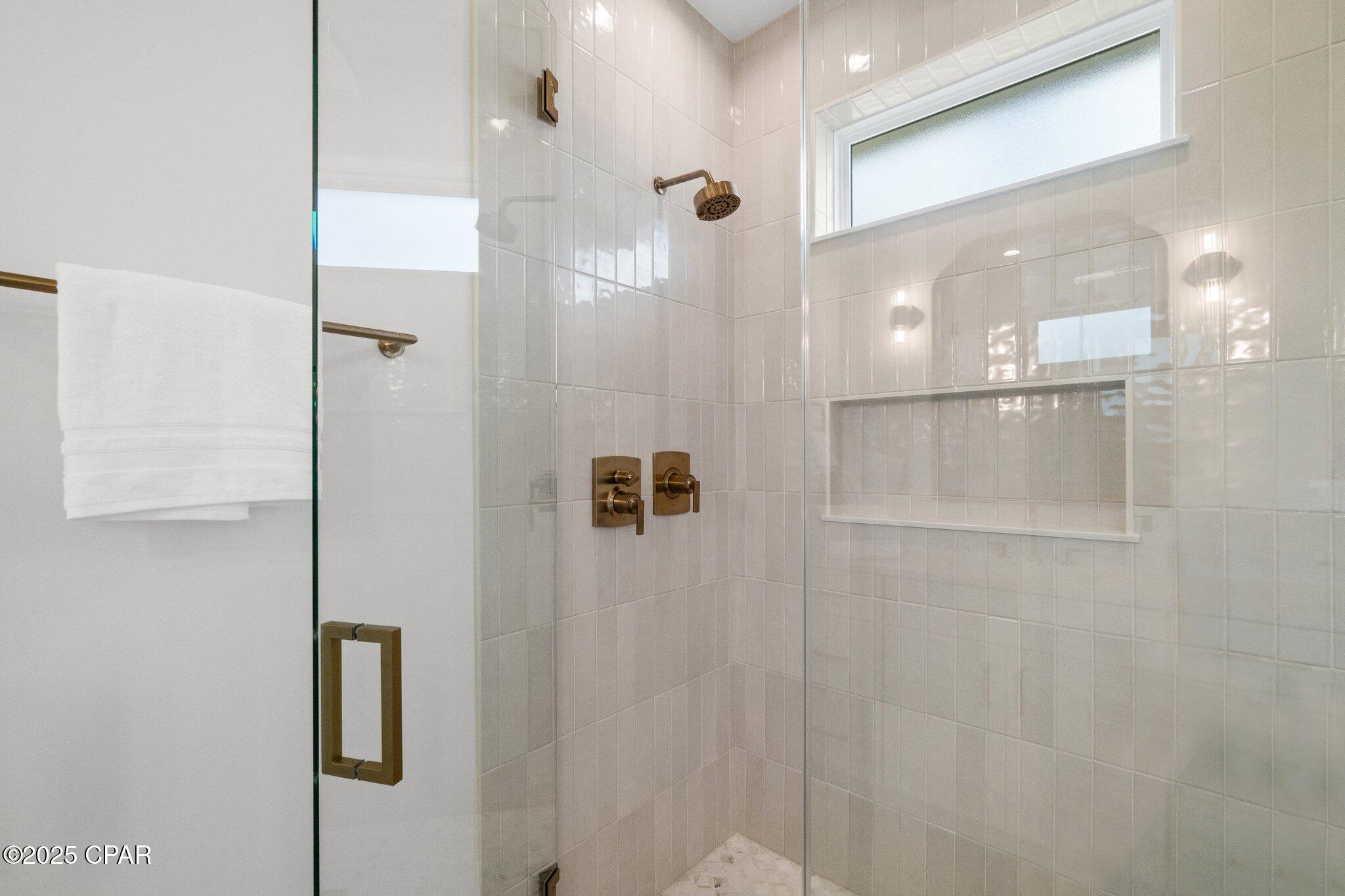 Pinebrook - Residential